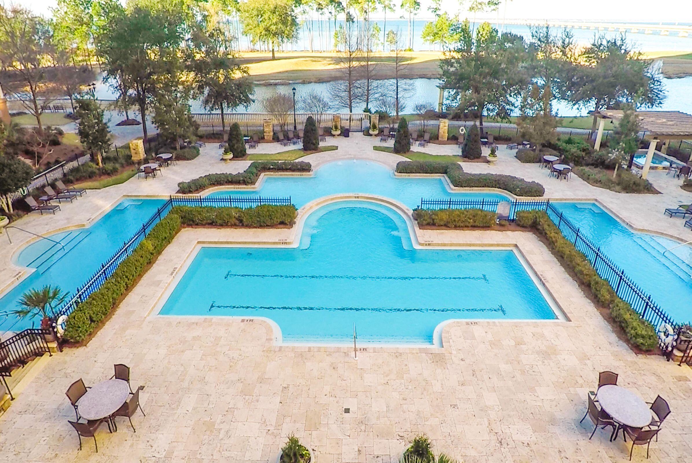ONE WATER PLACE @ KELLY PLANTATION - Residential