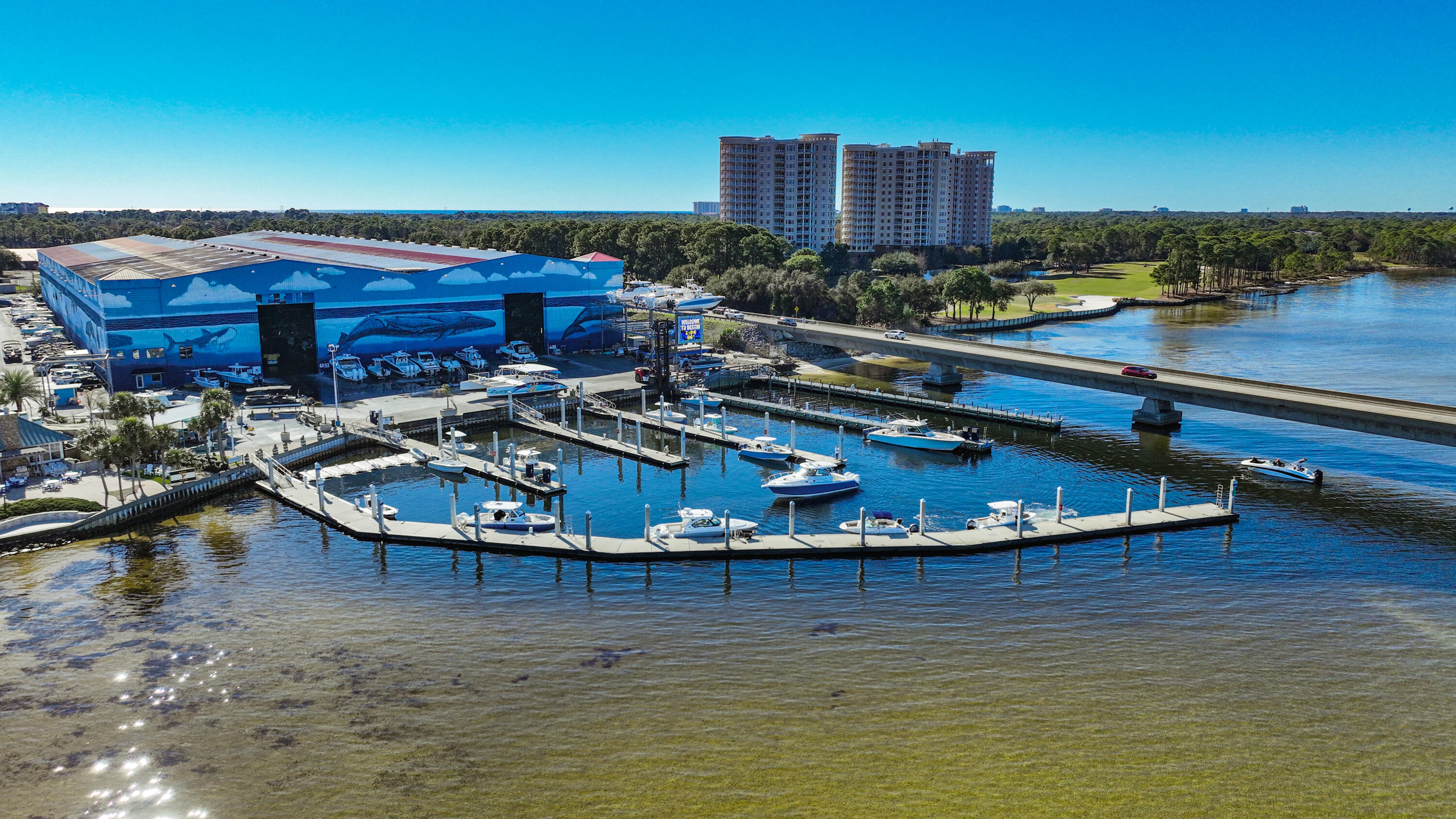 ONE WATER PLACE @ KELLY PLANTATION - Residential