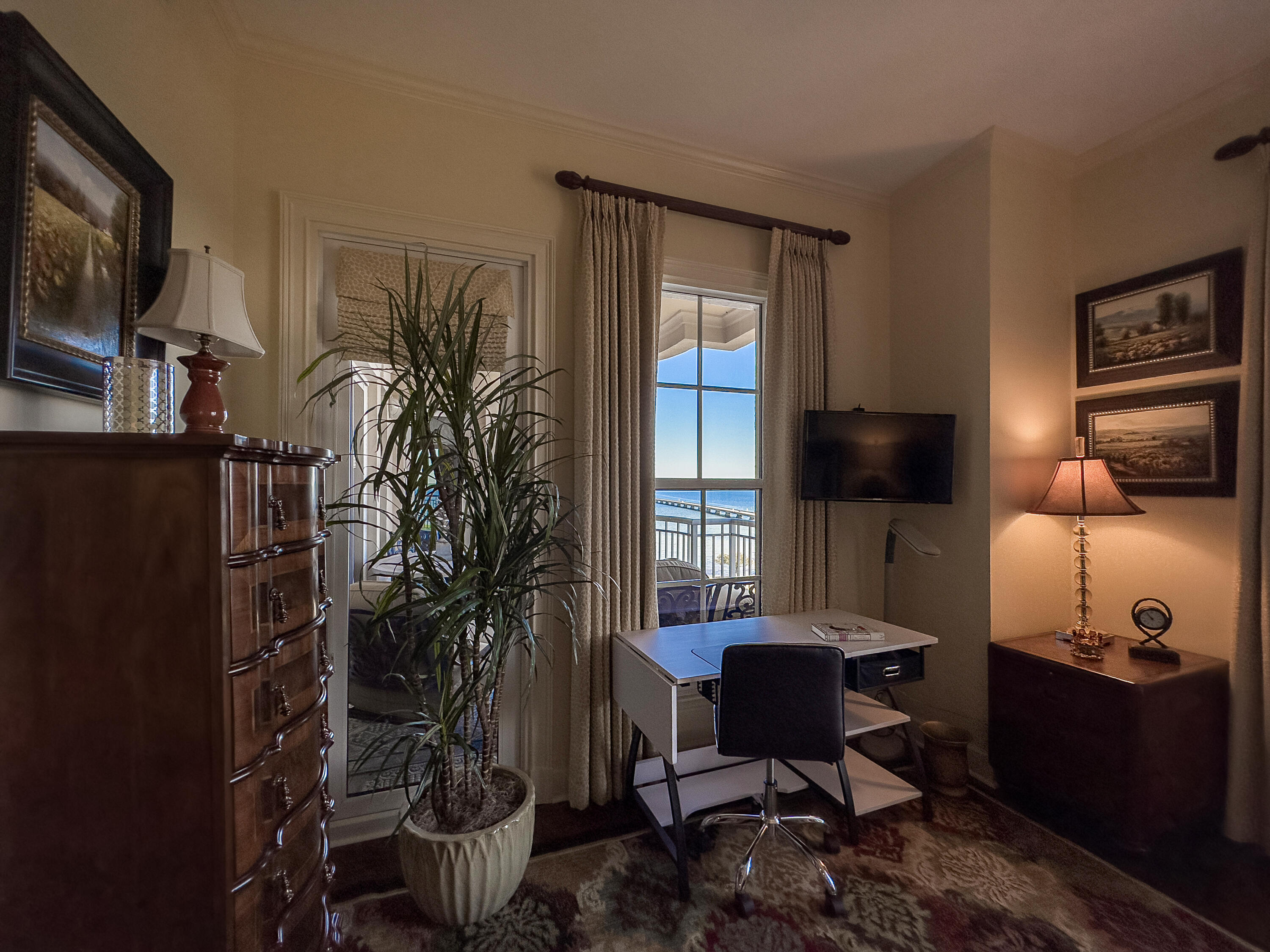 ONE WATER PLACE @ KELLY PLANTATION - Residential