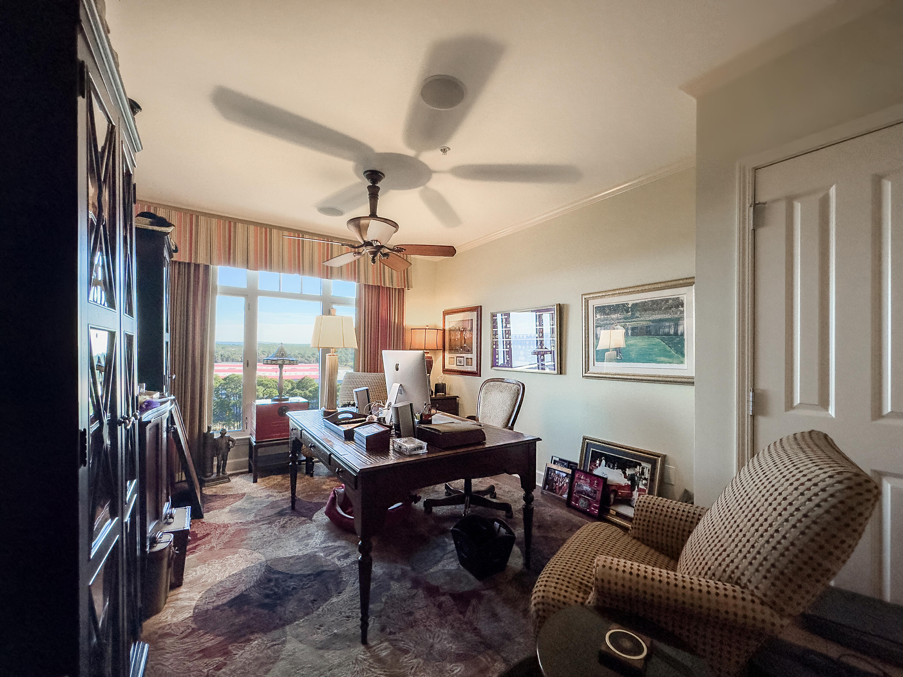ONE WATER PLACE @ KELLY PLANTATION - Residential