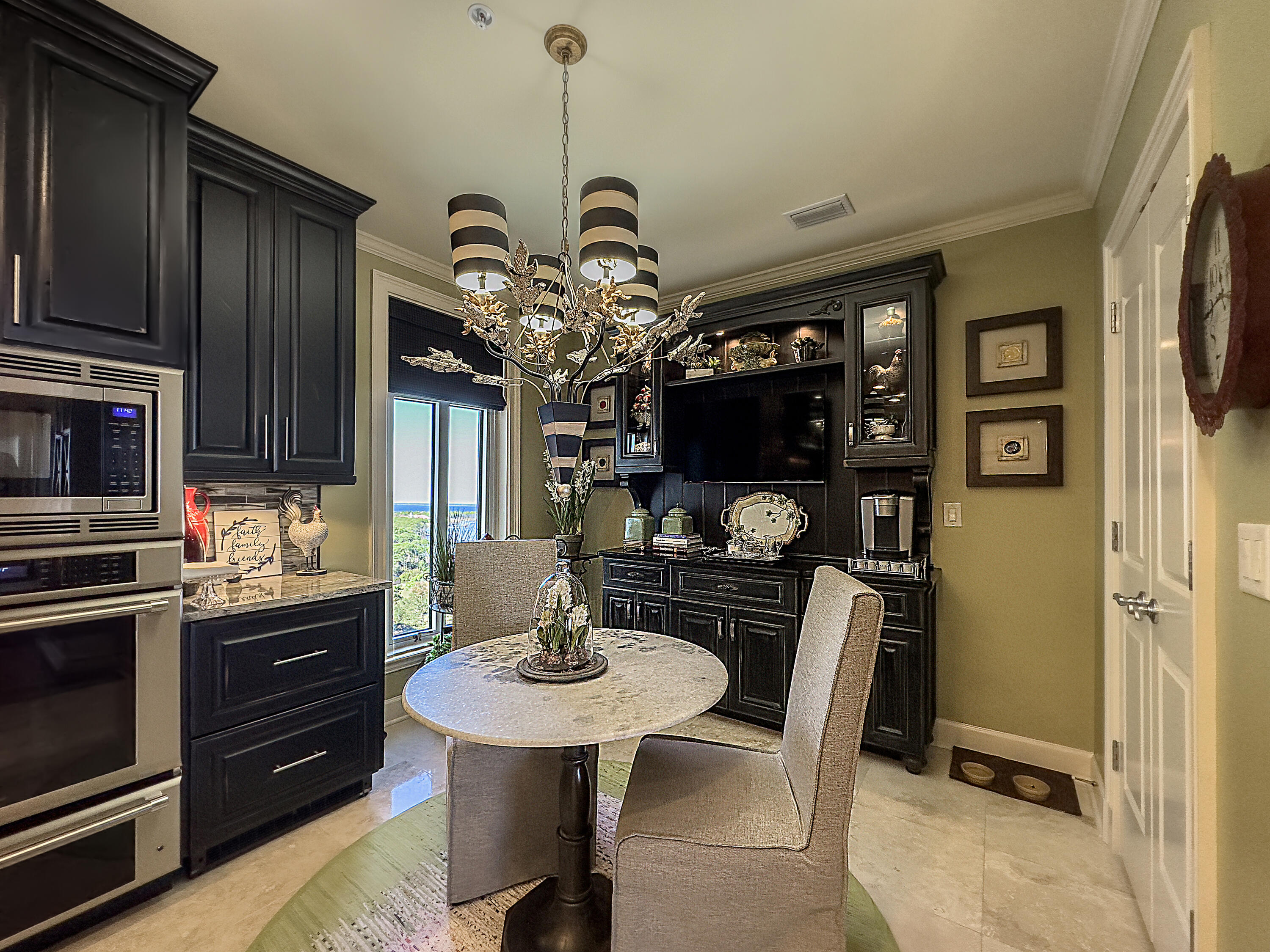 ONE WATER PLACE @ KELLY PLANTATION - Residential