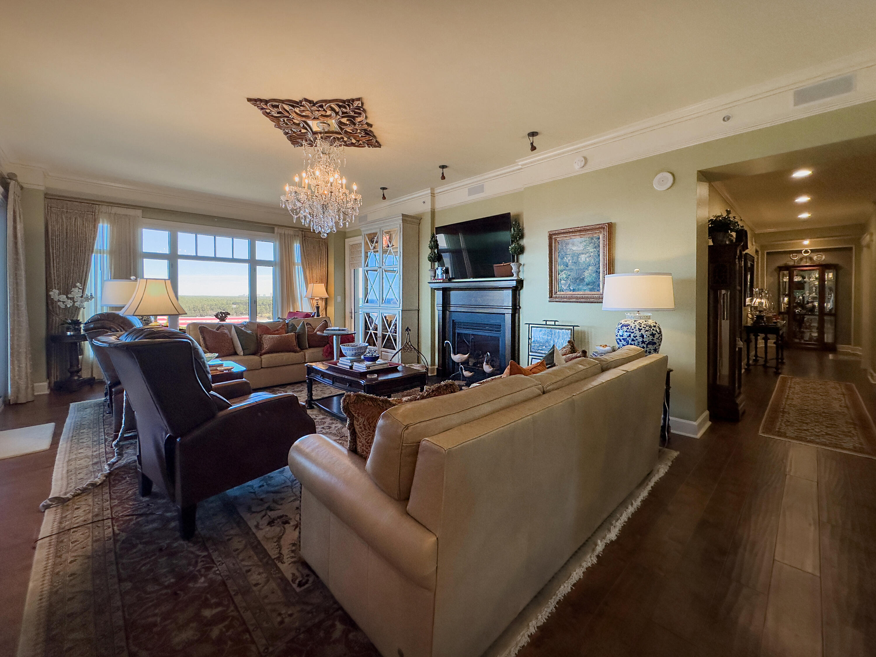 ONE WATER PLACE @ KELLY PLANTATION - Residential