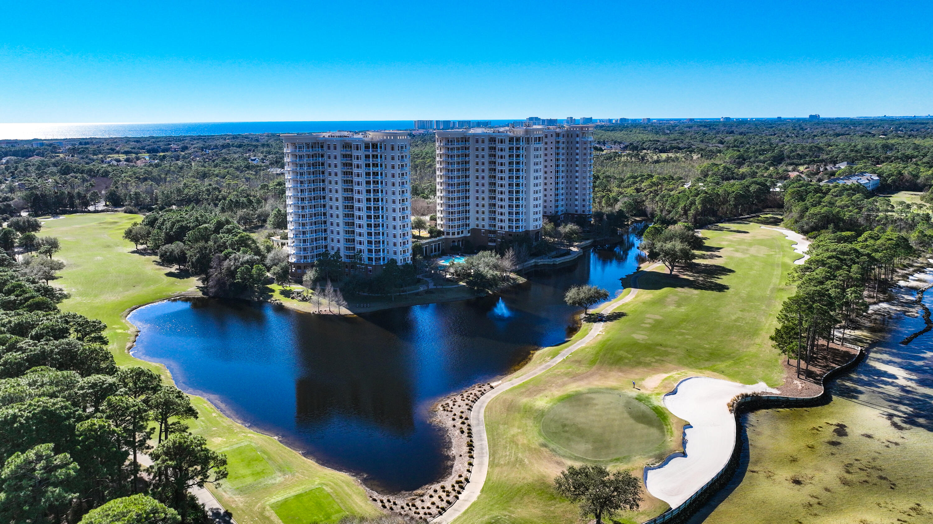 ONE WATER PLACE @ KELLY PLANTATION - Residential