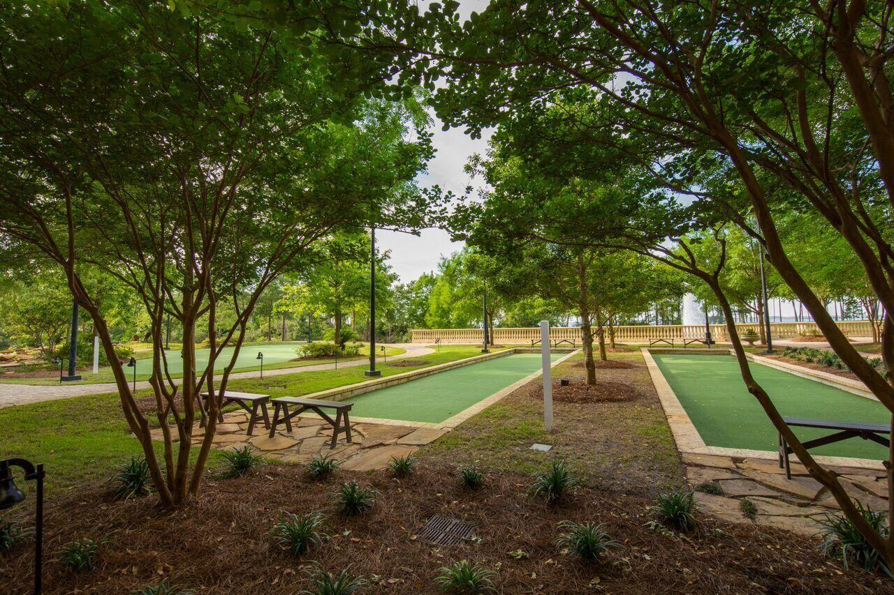 ONE WATER PLACE @ KELLY PLANTATION - Residential