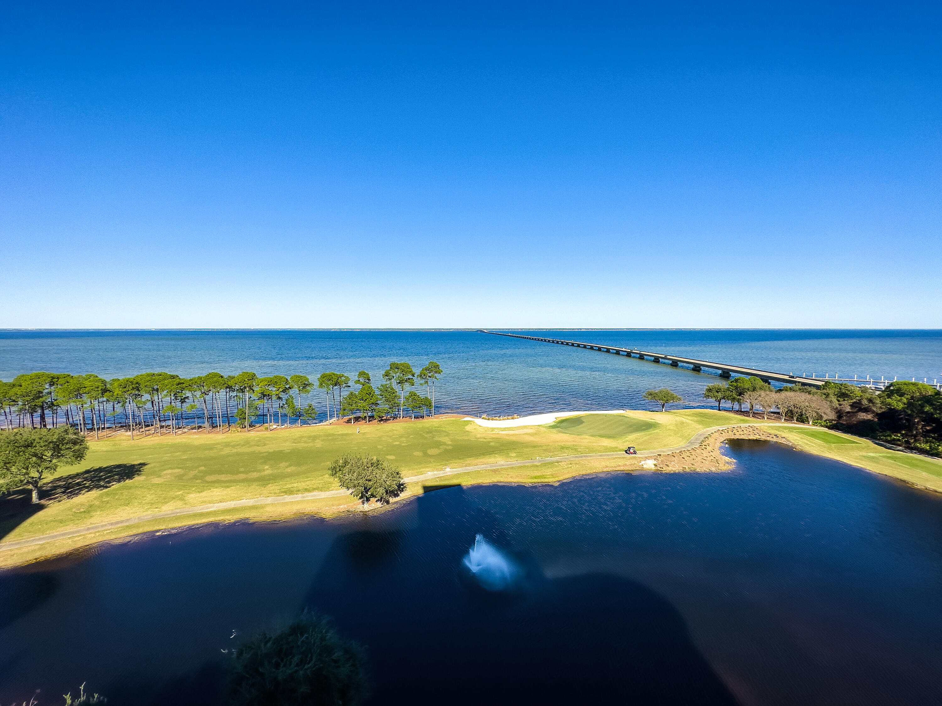 ONE WATER PLACE @ KELLY PLANTATION - Residential