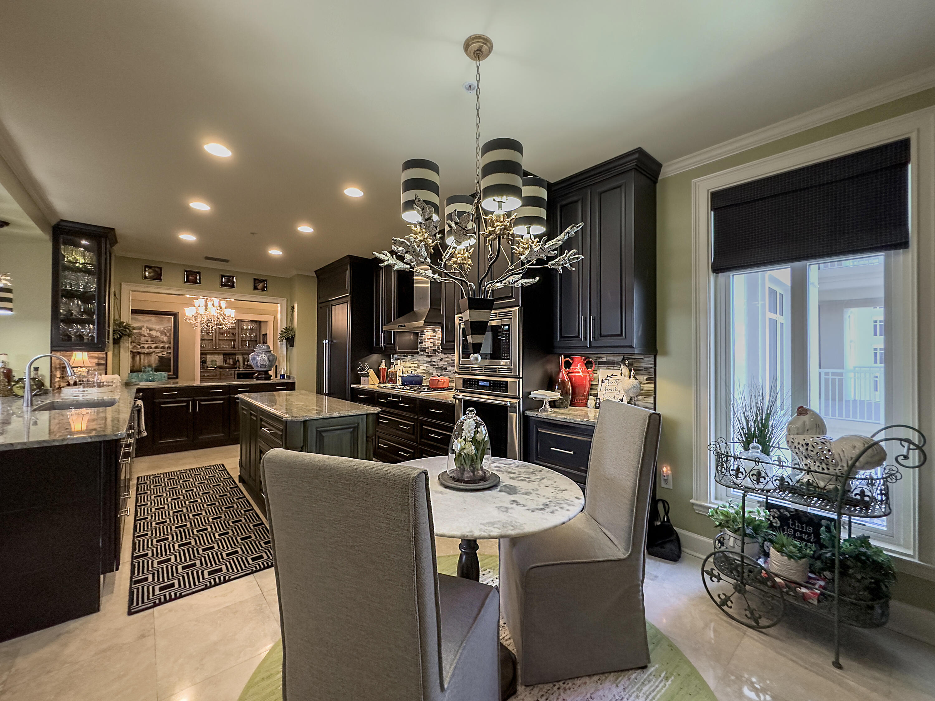 ONE WATER PLACE @ KELLY PLANTATION - Residential