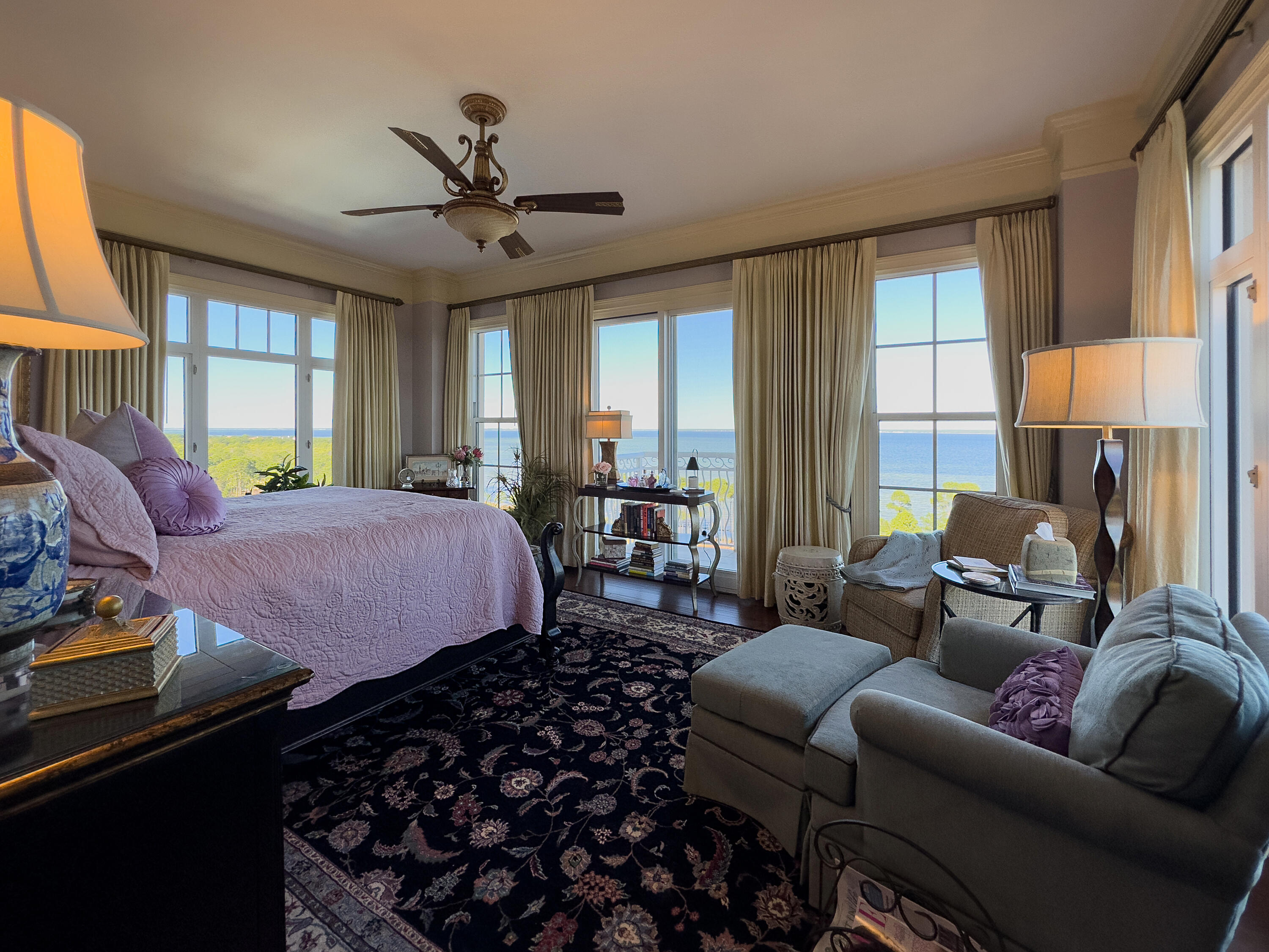 ONE WATER PLACE @ KELLY PLANTATION - Residential
