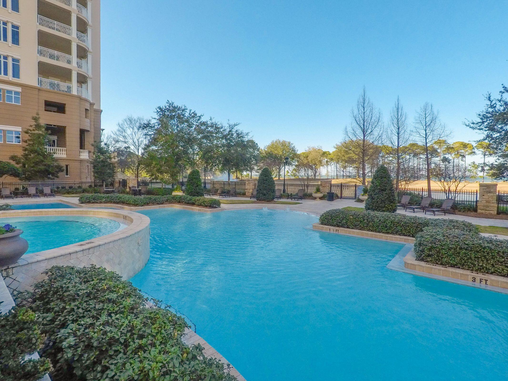 ONE WATER PLACE @ KELLY PLANTATION - Residential