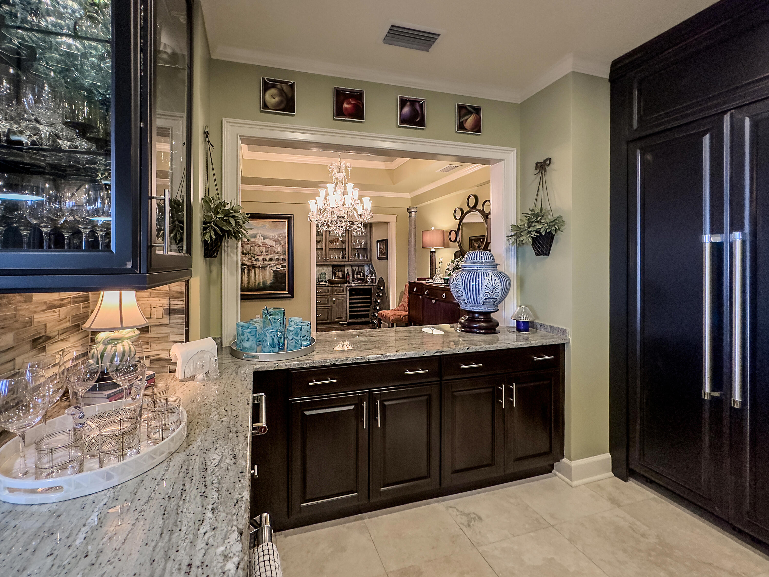 ONE WATER PLACE @ KELLY PLANTATION - Residential