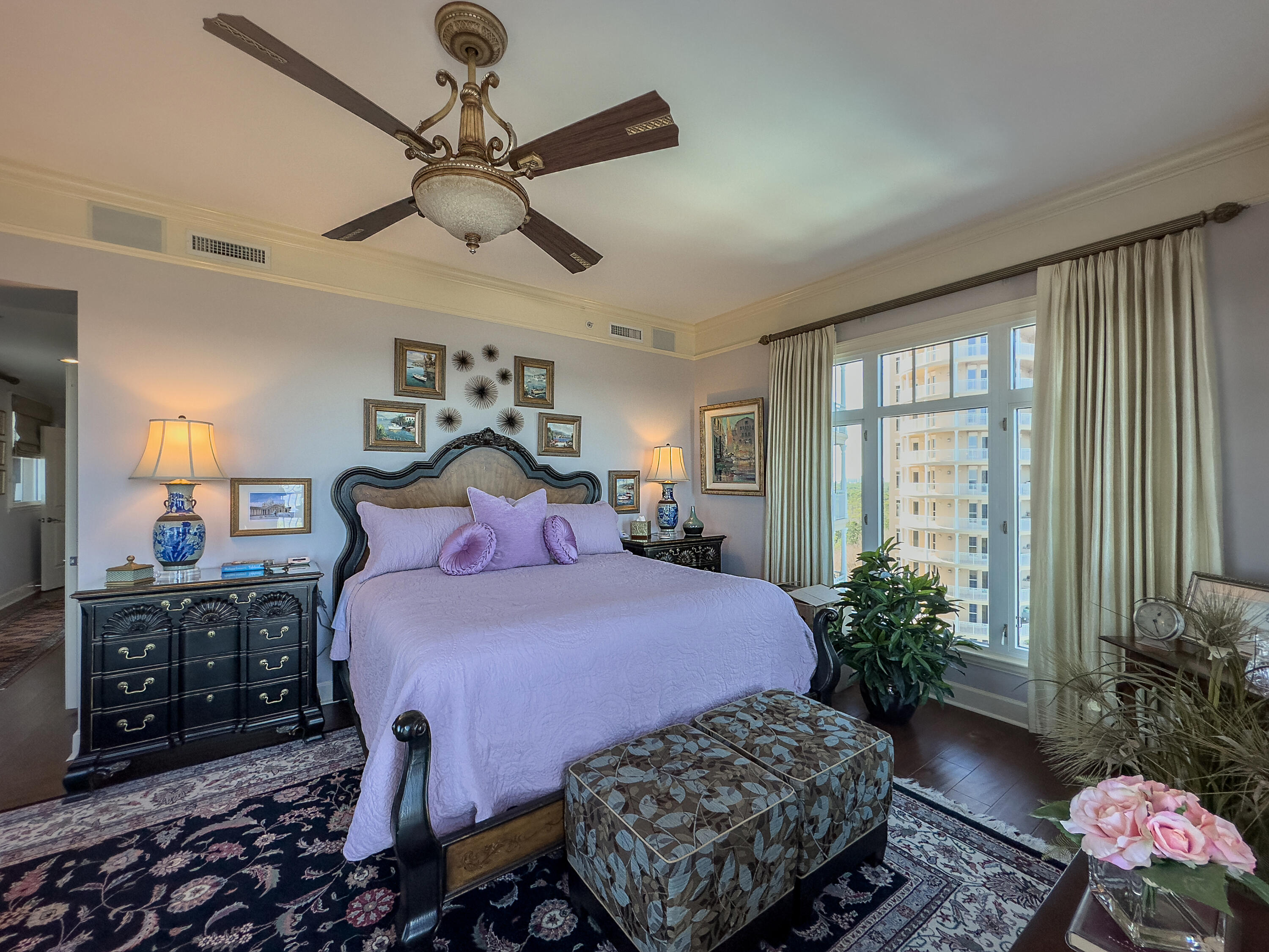 ONE WATER PLACE @ KELLY PLANTATION - Residential