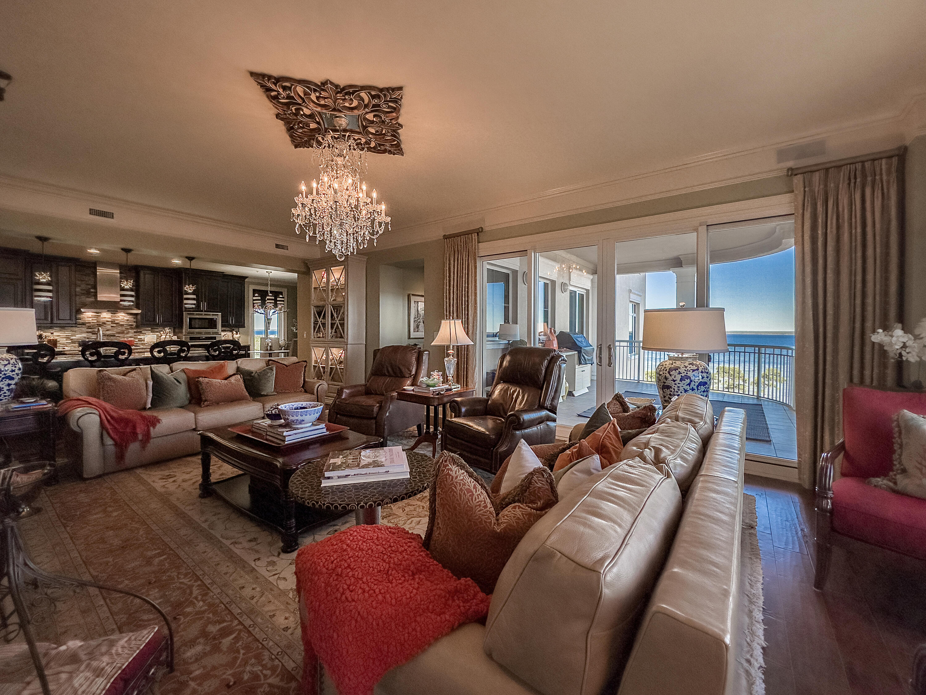 ONE WATER PLACE @ KELLY PLANTATION - Residential
