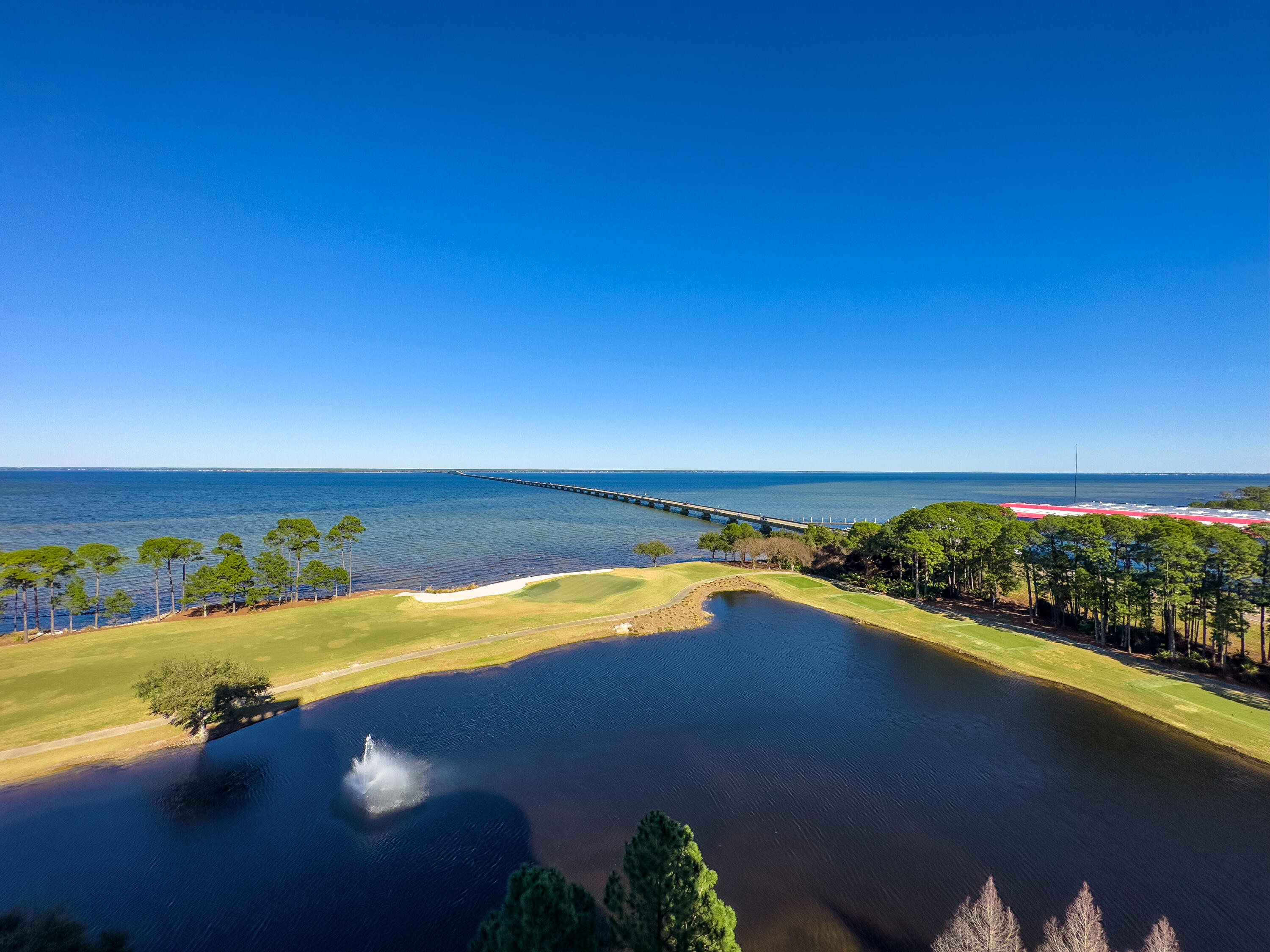 ONE WATER PLACE @ KELLY PLANTATION - Residential