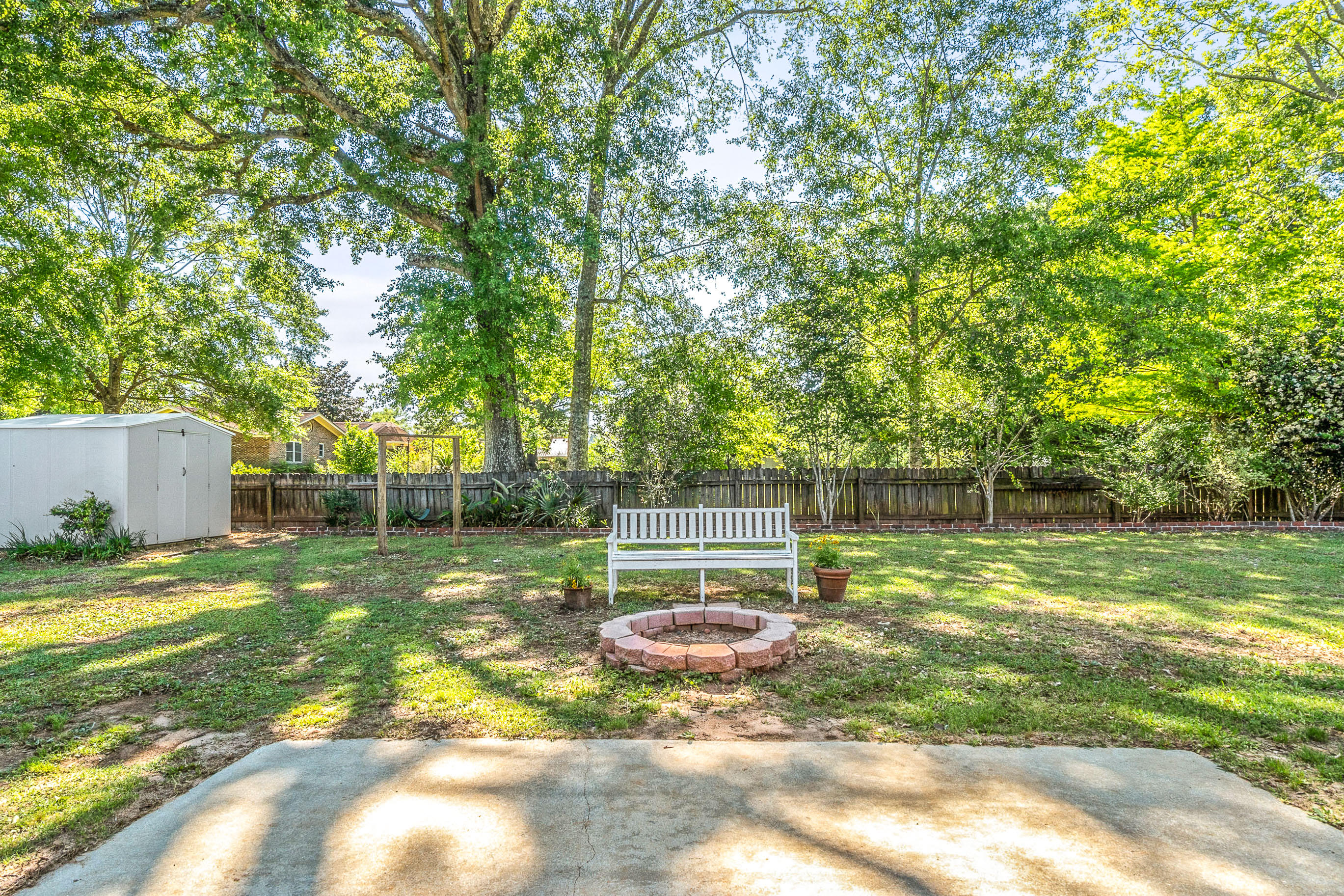 BROOKE ESTATES PH I - Residential