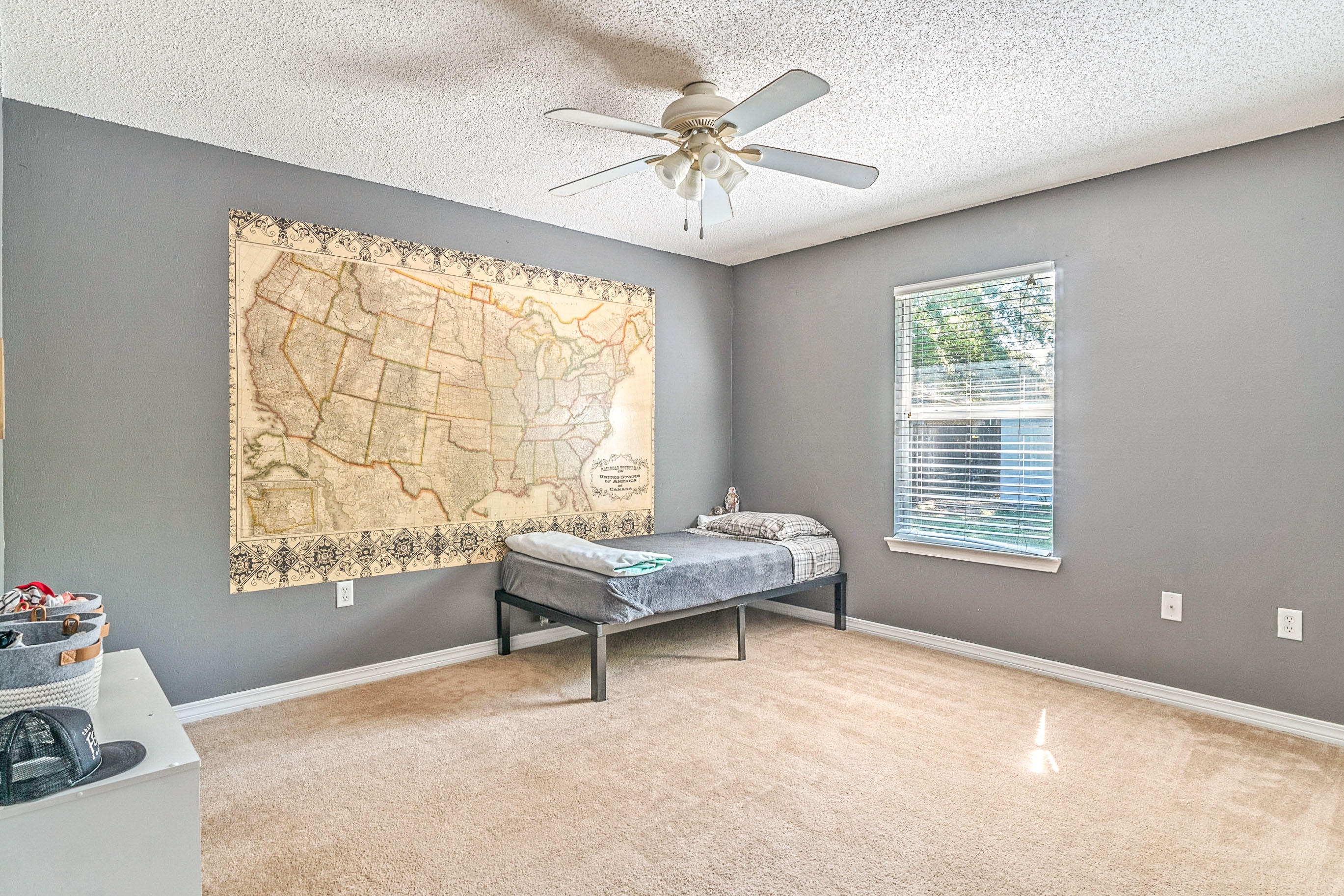 BROOKE ESTATES PH I - Residential