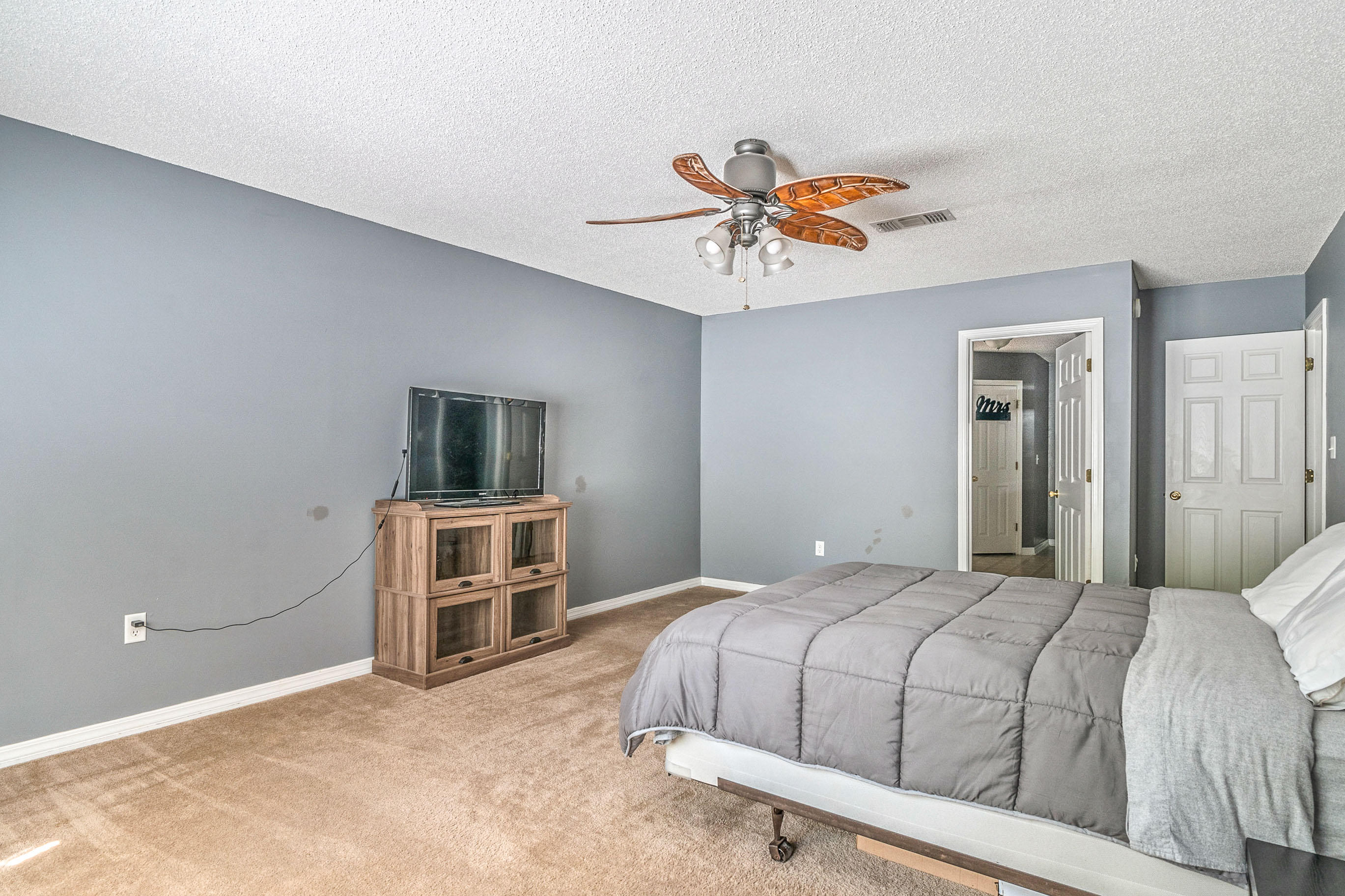 BROOKE ESTATES PH I - Residential