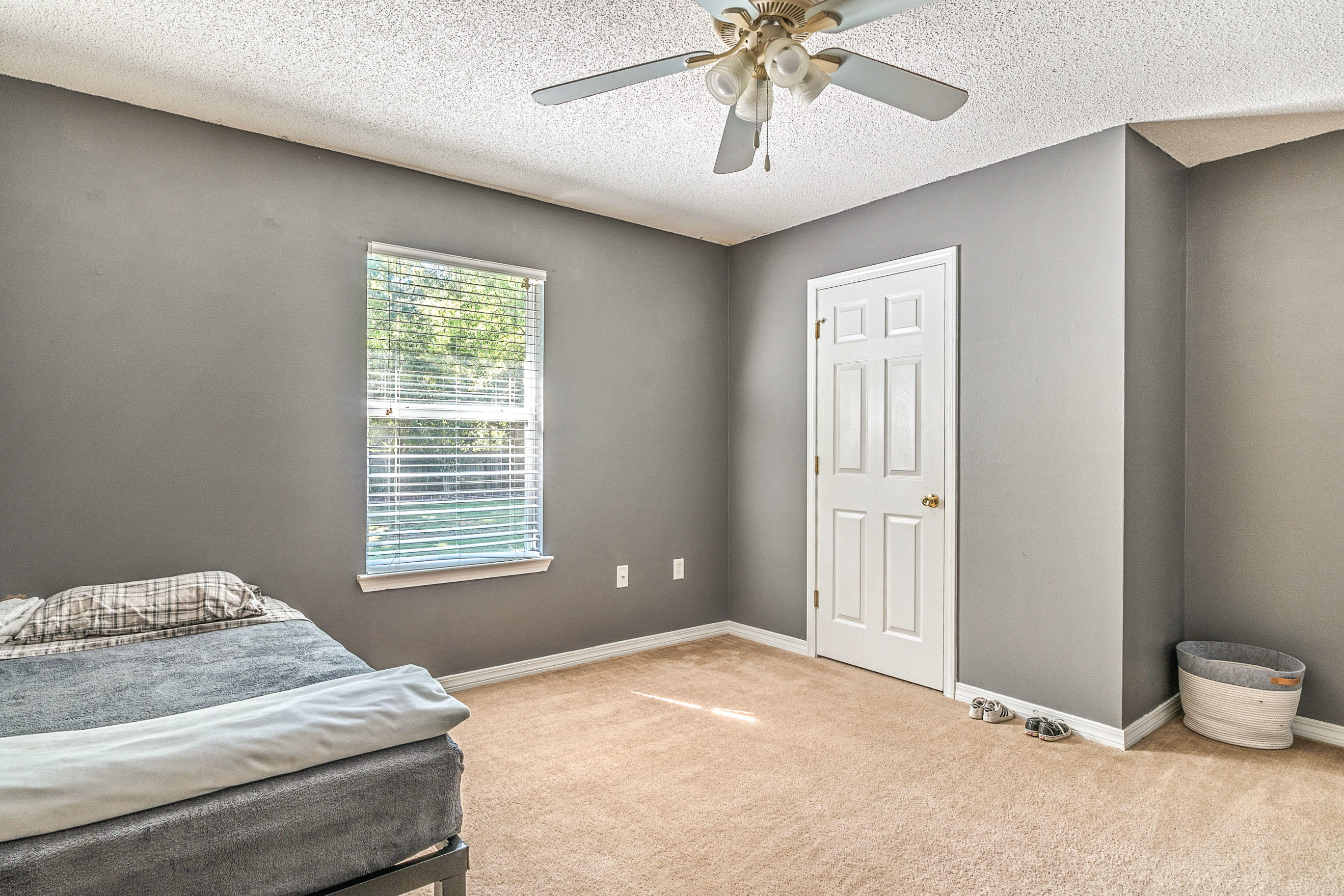 BROOKE ESTATES PH I - Residential