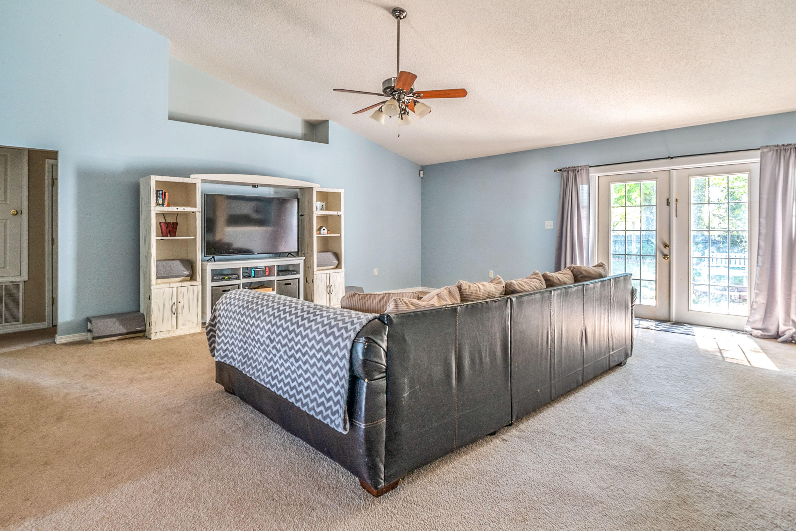 BROOKE ESTATES PH I - Residential