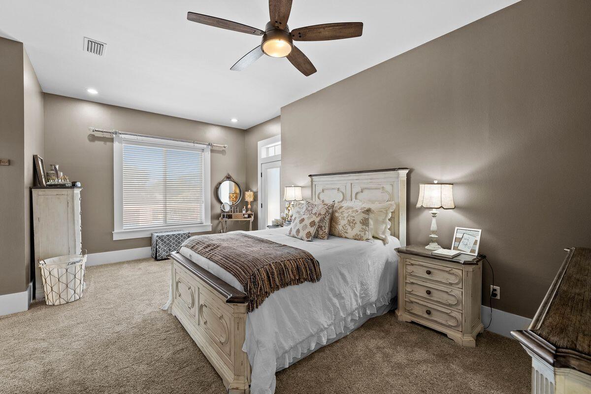 INDIAN CREEK S/D - Residential