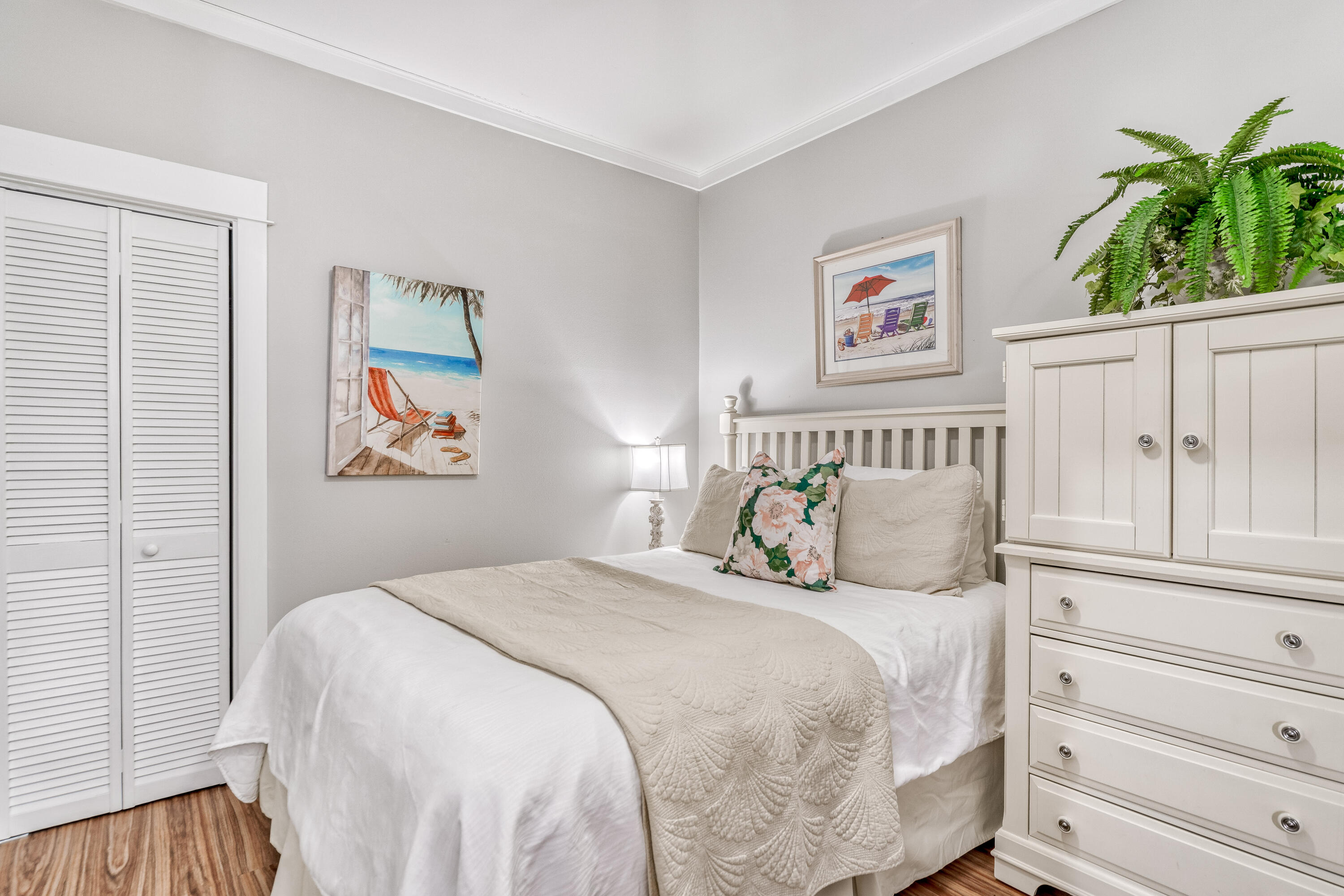 EMERALD WATERS VILLAGE - Residential