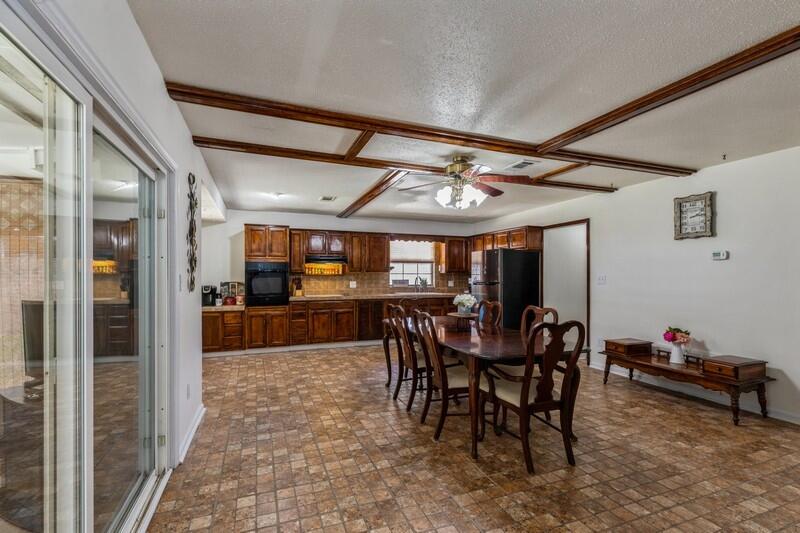 CAROL ANNE MANOR - Residential