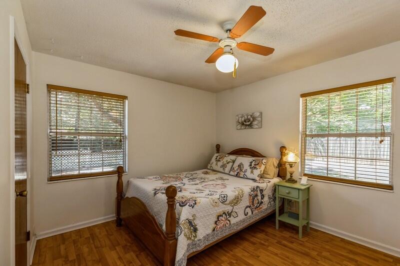 CAROL ANNE MANOR - Residential