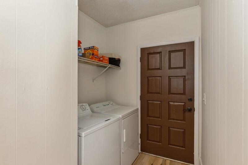 CAROL ANNE MANOR - Residential
