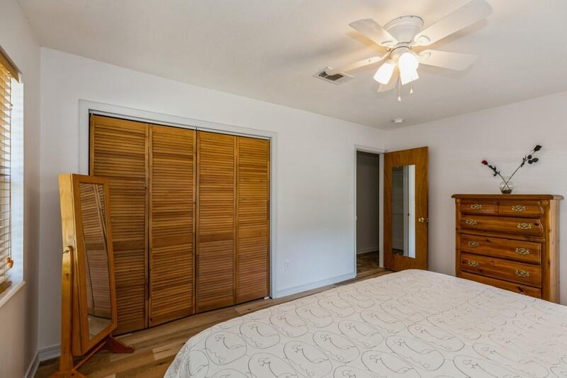 CAROL ANNE MANOR - Residential