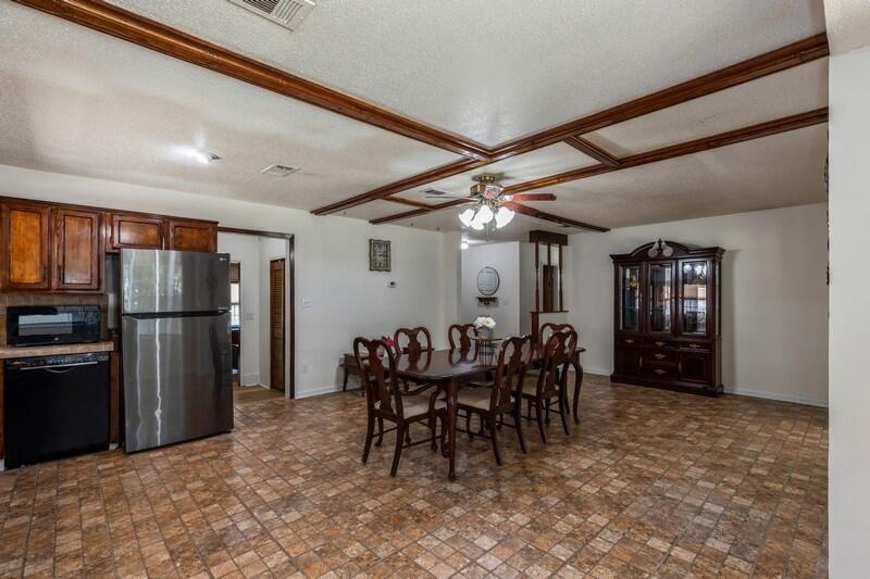 CAROL ANNE MANOR - Residential