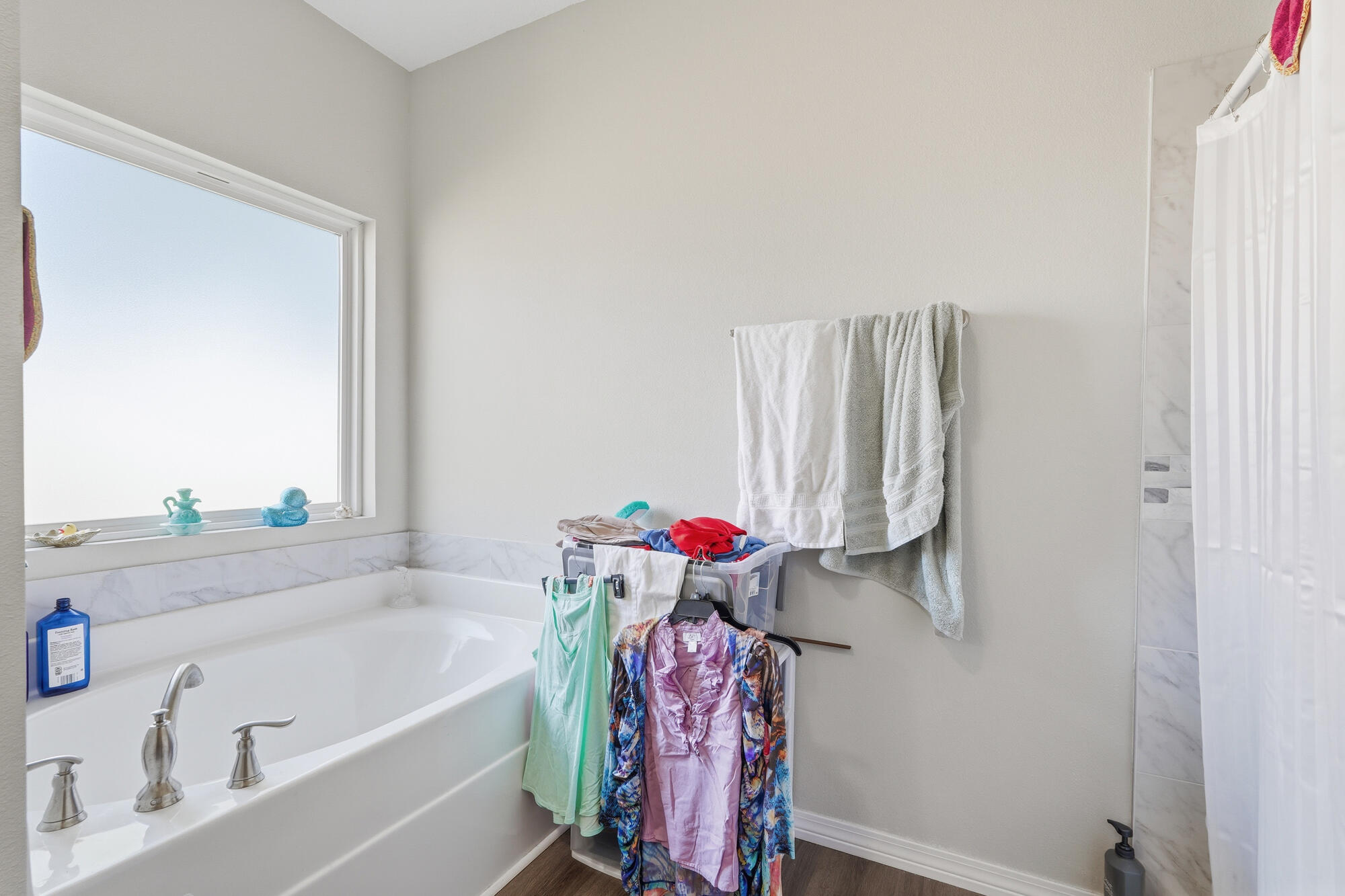 ADAMS POWELL - Residential