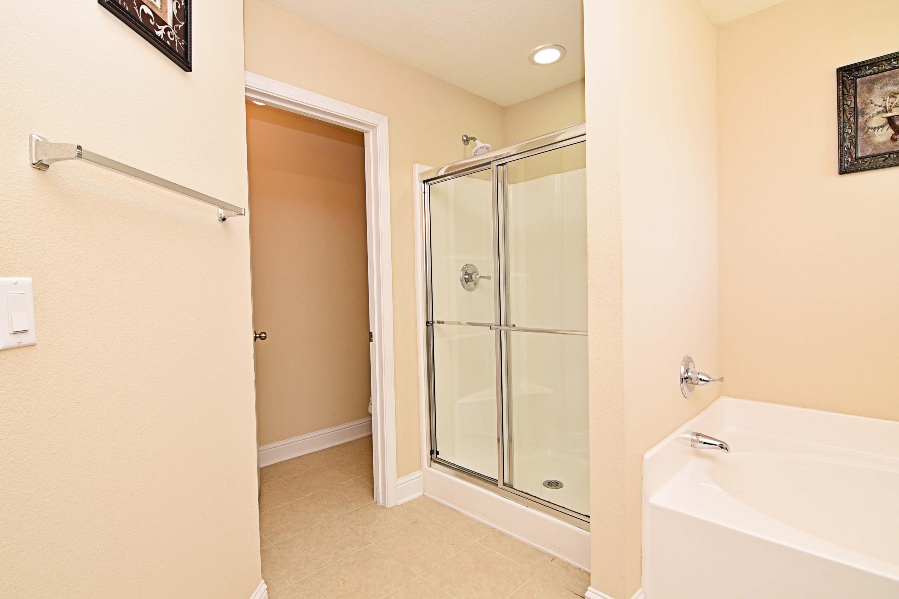 SILVER CREEK ESTATES - Residential