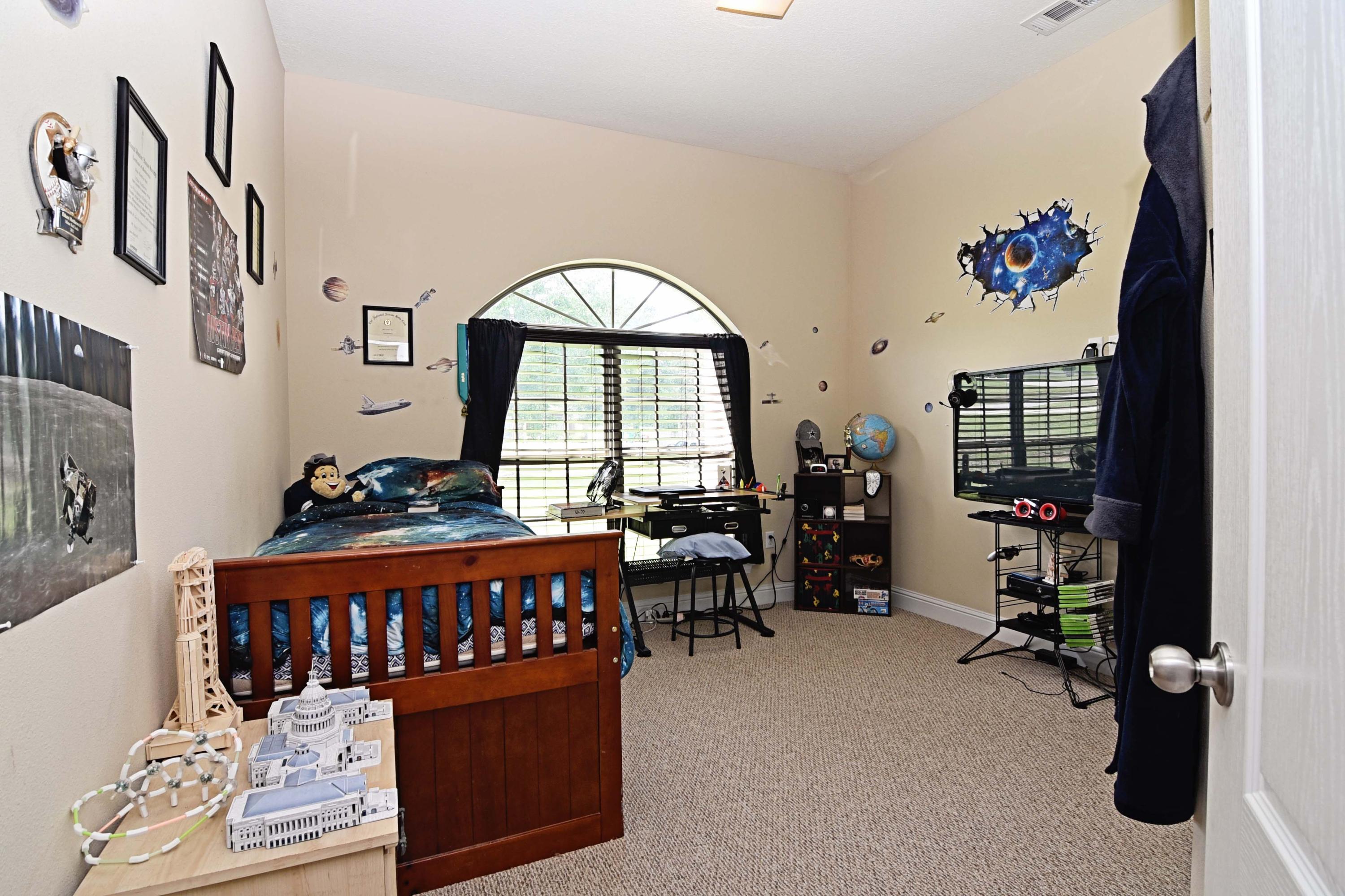 SILVER CREEK ESTATES - Residential