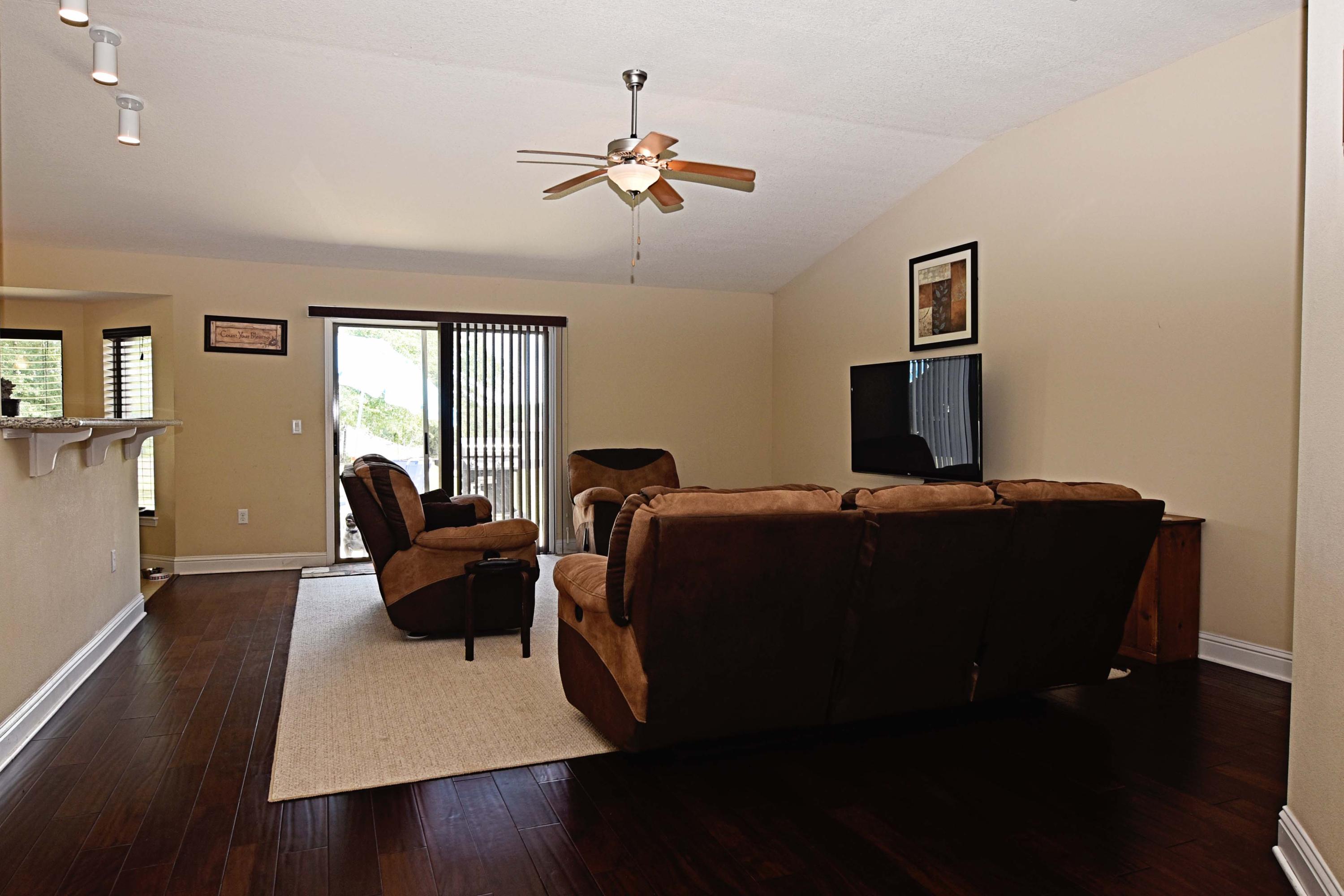 SILVER CREEK ESTATES - Residential