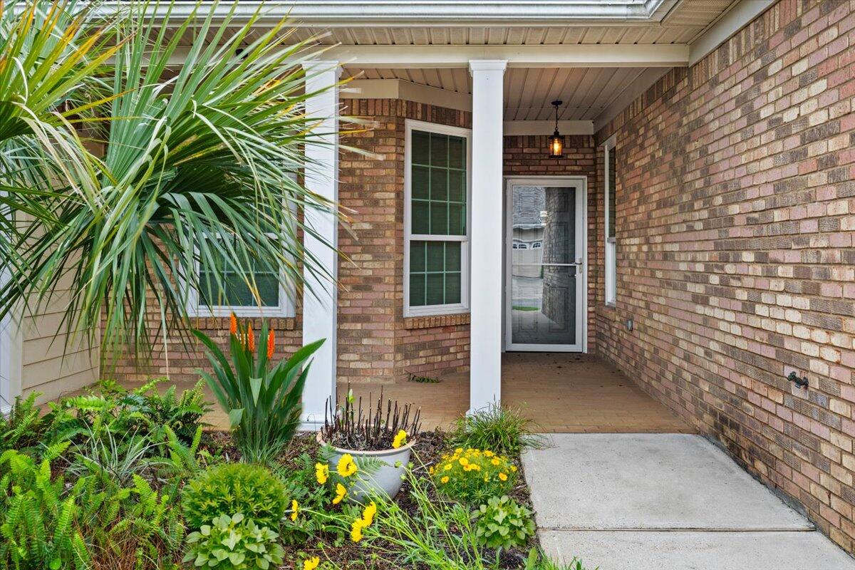 DIAMOND LAKES - Residential