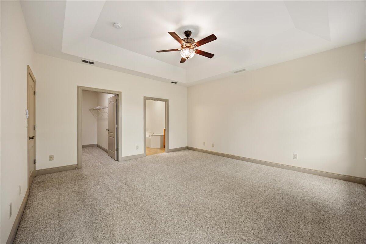 DIAMOND LAKES - Residential