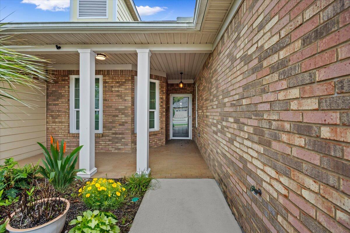 DIAMOND LAKES - Residential