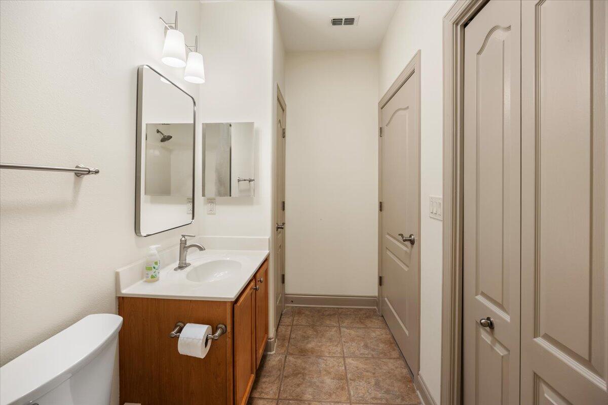 DIAMOND LAKES - Residential