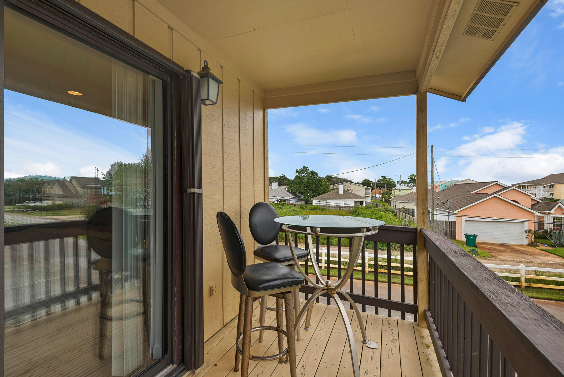 LA MAR WEST T/H PH 2 - Residential