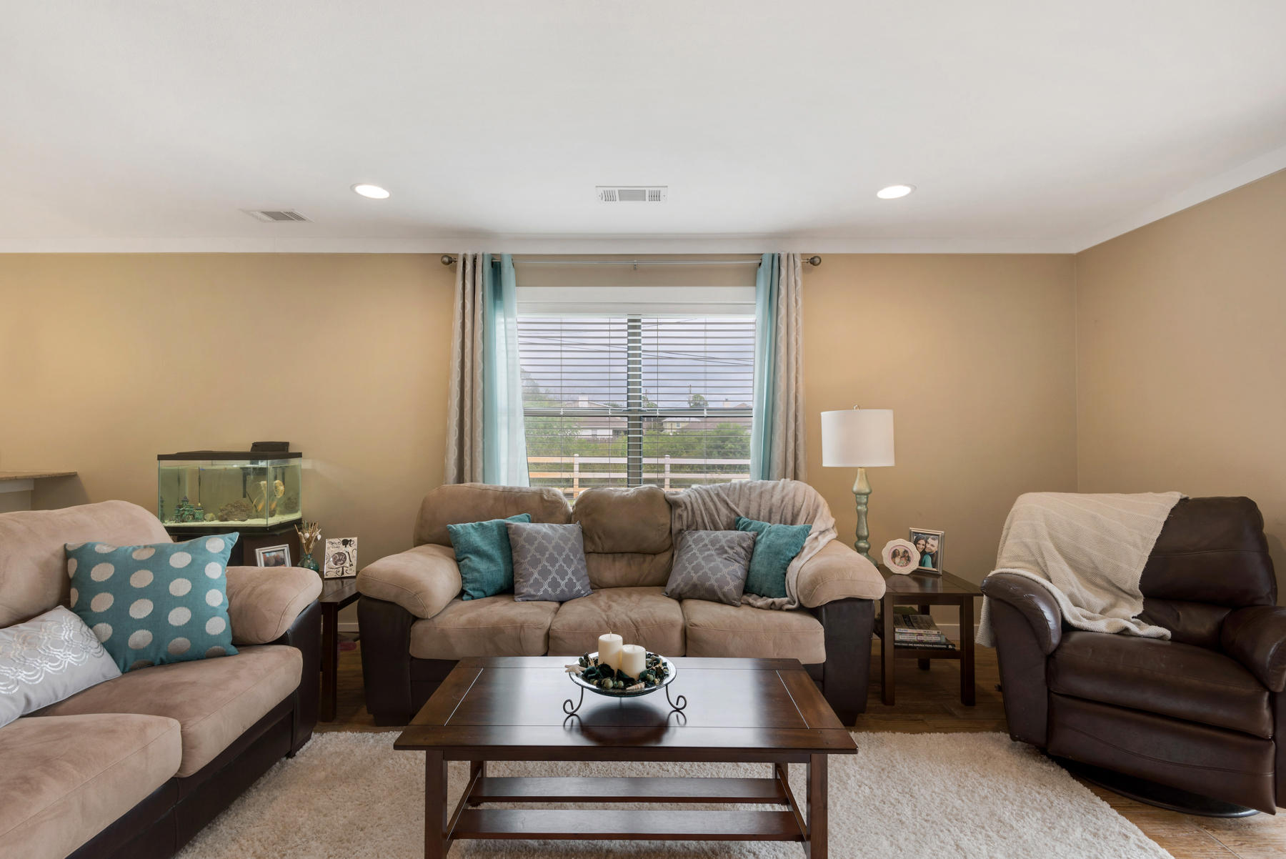 LA MAR WEST T/H PH 2 - Residential