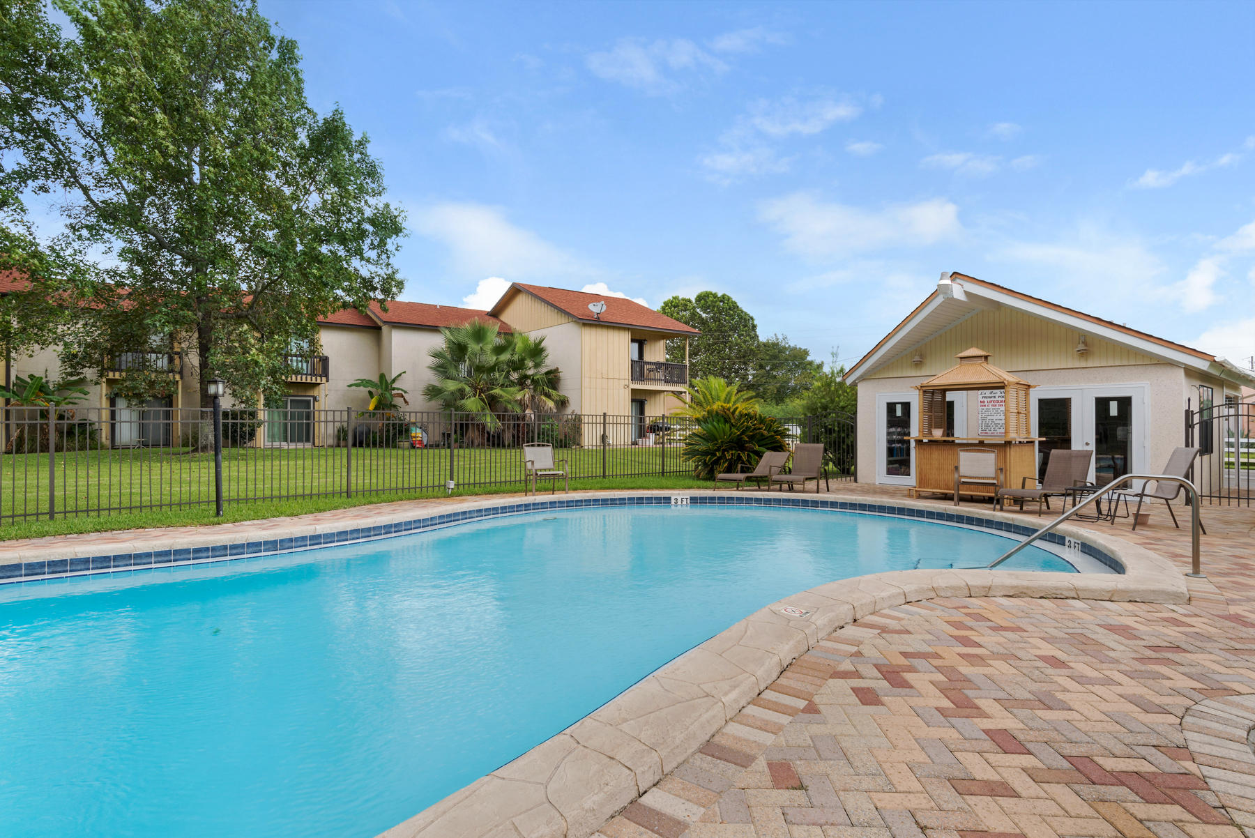 LA MAR WEST T/H PH 2 - Residential