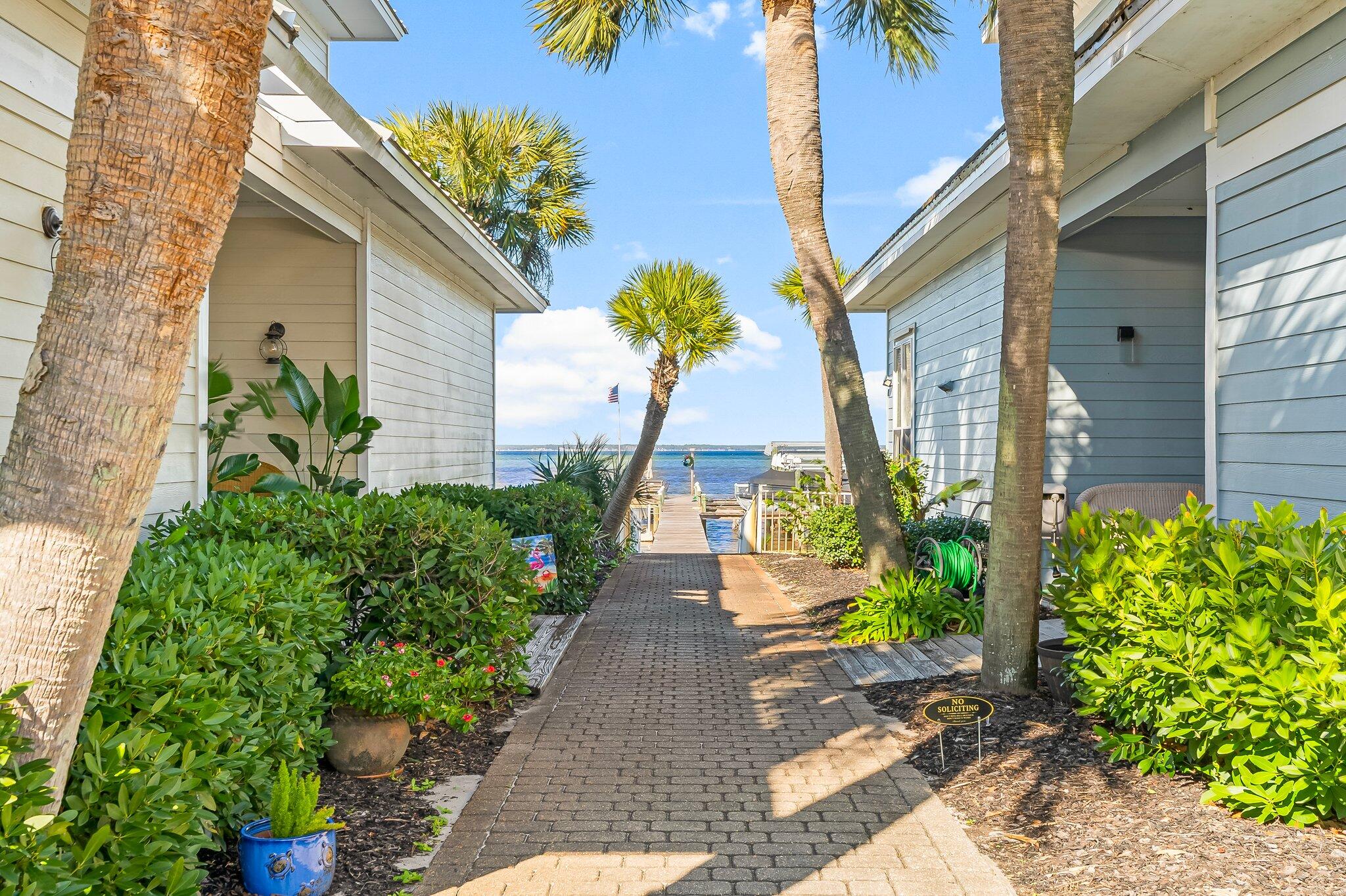 BAYSHORE GARDENS - Residential