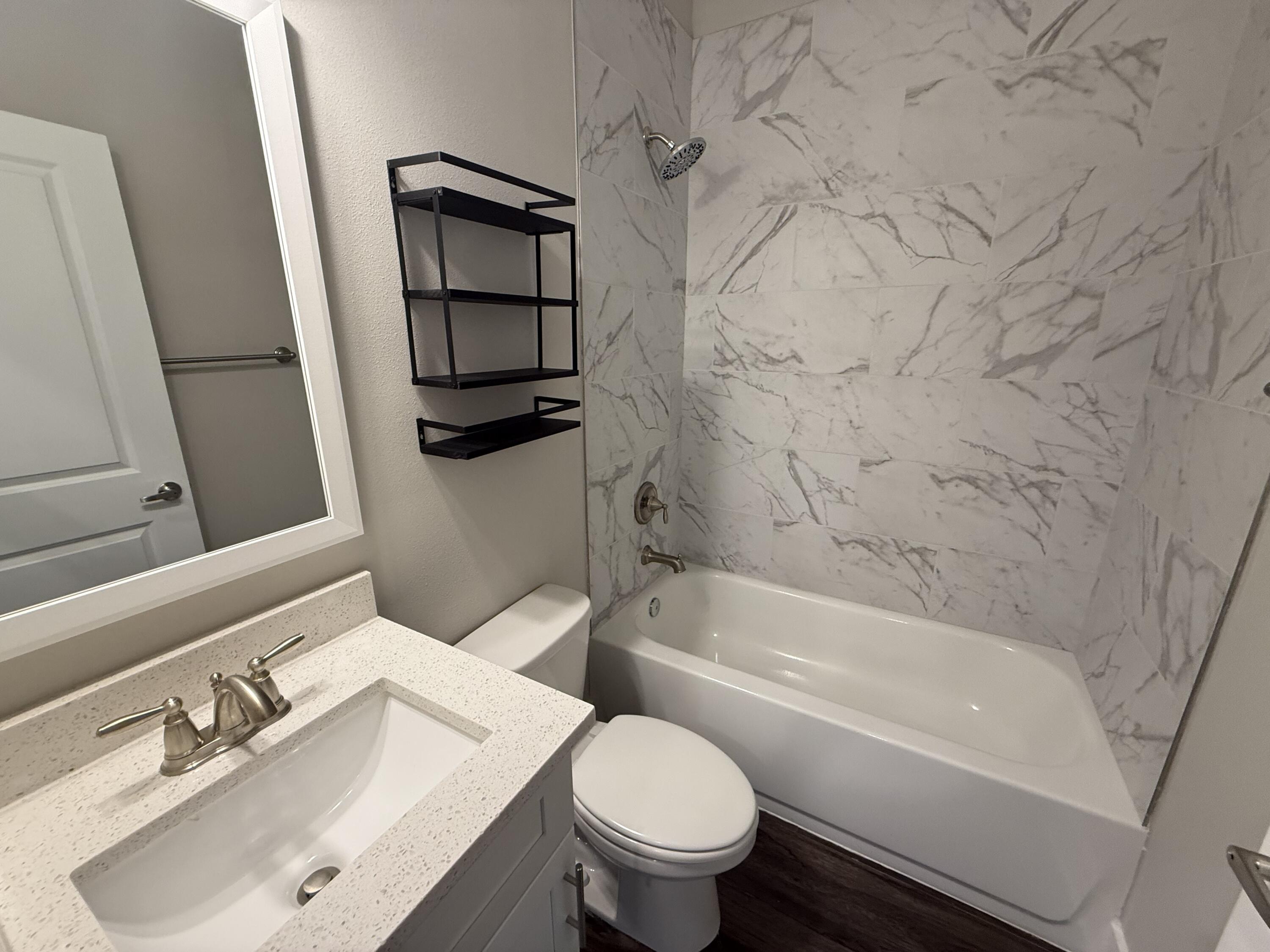 VERANDAS AT FREEPORT - Residential Lease