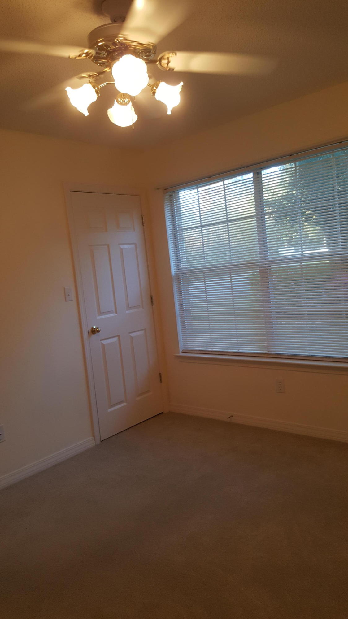 PRO AM ESTATES - Residential