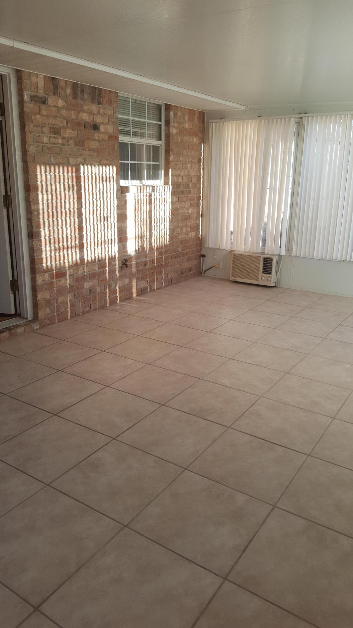 PRO AM ESTATES - Residential