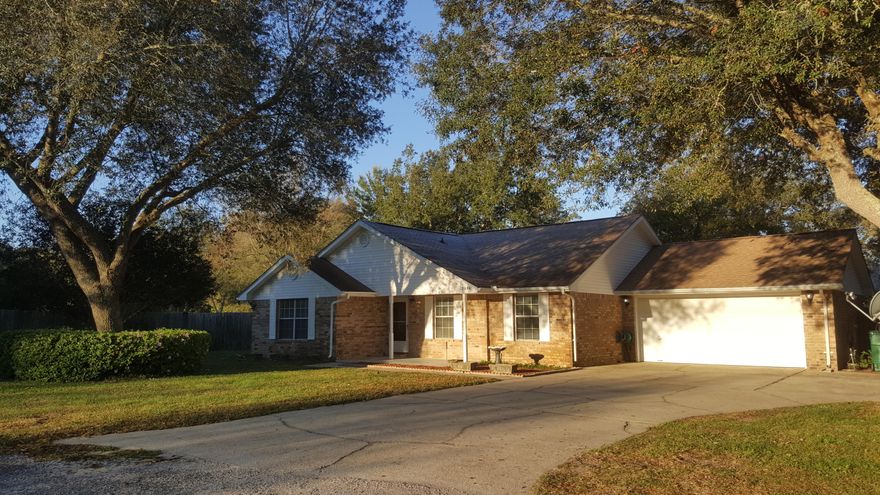 BACK-UP offers ONLY! No HOA!One Owner! Termite Bond(since built)& 1 Yr Home Warranty Provided-All Brick Home in quiet,private neighborhood-end of cul-de-sac-Turn Key/Move-in Ready! Wood laminate floors in hallways, Lv Room,& kitchen-Large Family/great room open to Kitchen/Dining Combo-open floor plan- Cathedral Ceiling-Tile Floors in Bathrooms & FL Sunroom-carpet in Bedrooms only- Kitchen has deep SS Sink-Samsung Gray/SS Side by Side Refrigerator 2013- Samsung SS Smooth Top Stove/Oven 2013- Samsung SS Microwave 2013- Samsung SS Dishwasher 2017- Whirlpool White Washer & Dryer 2017- ROOF replaced 2006- Newer HVAC by ARS 2016- Water Heater 2010- New Upgraded Ceiling Fans and Dining Light Fixture- 12 x 20 FL Sunroom fully insulated/insulated double pain vinyl clad sliding windows/heated/air