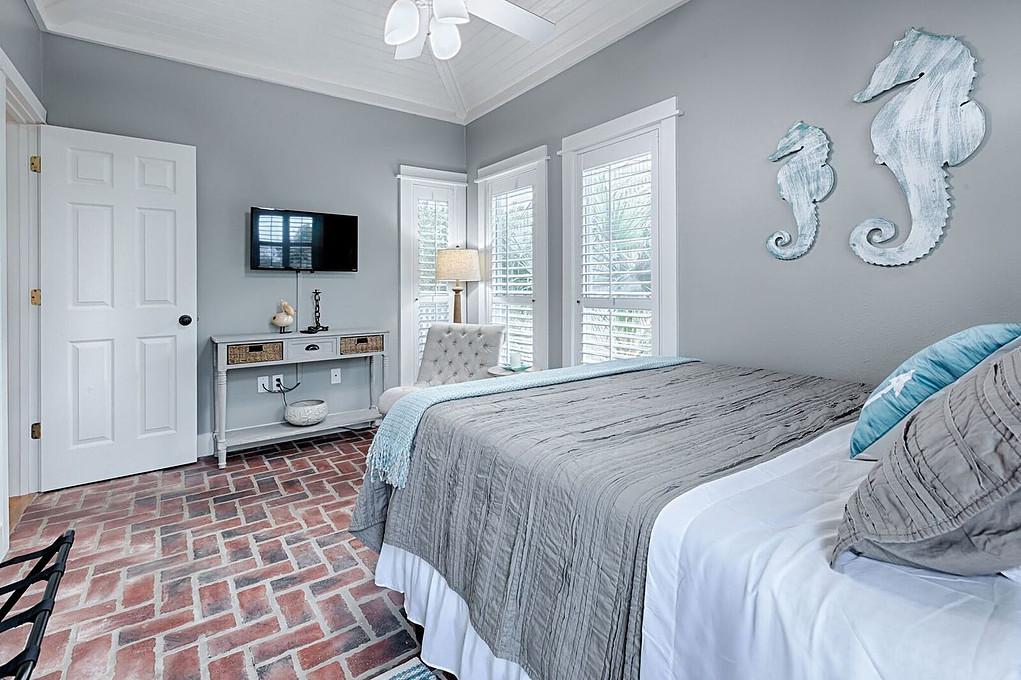 SPANISH LANDING - Residential