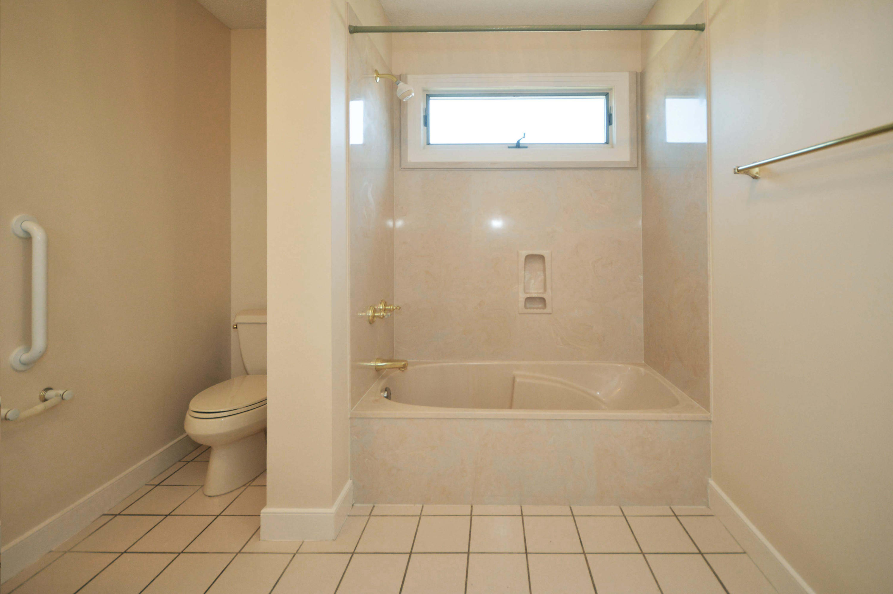 HIDDEN CREEK ESTATES AT HOLLEY BY THE SEA - Residential