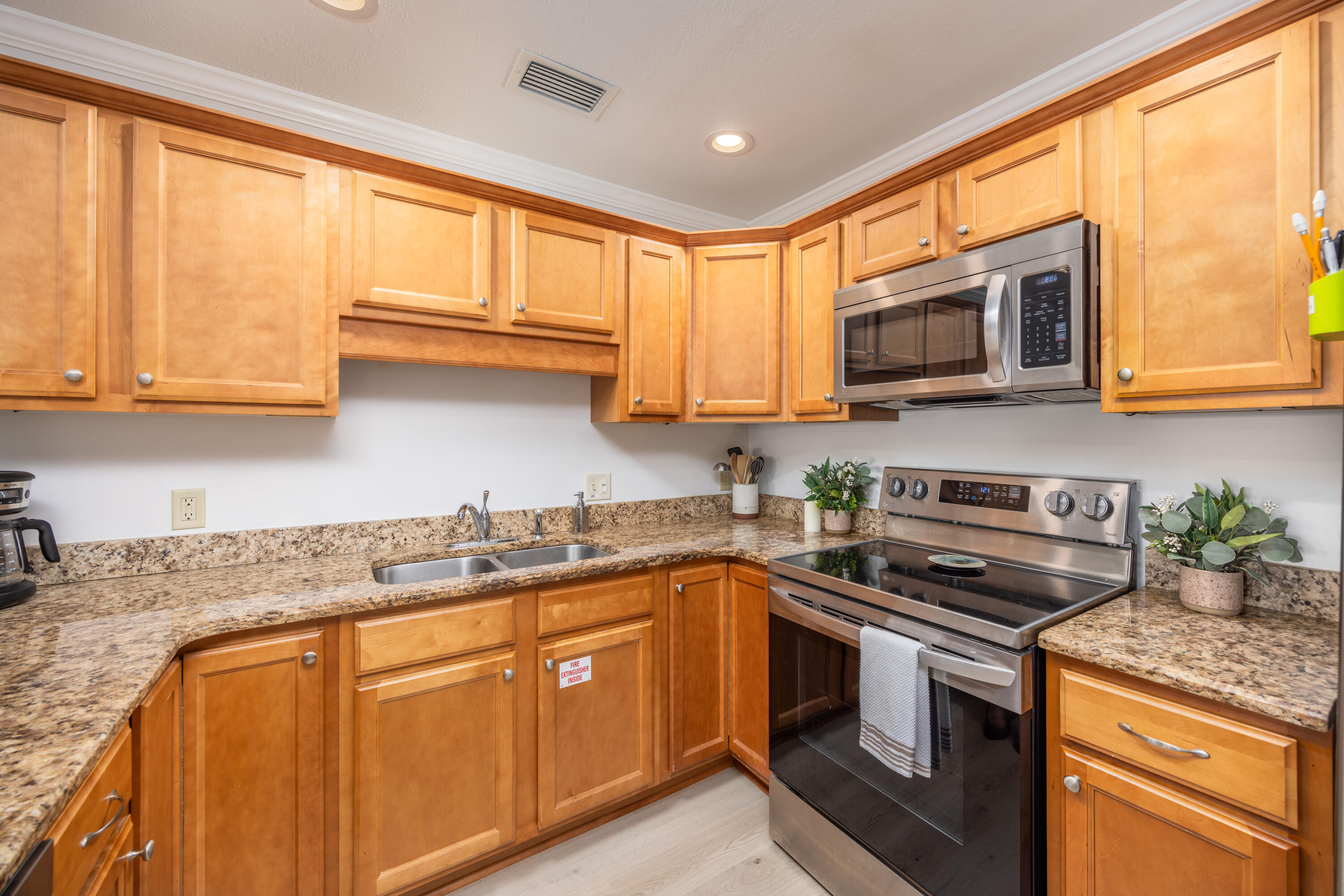 SEASCAPE CONDO PH 7 - Residential