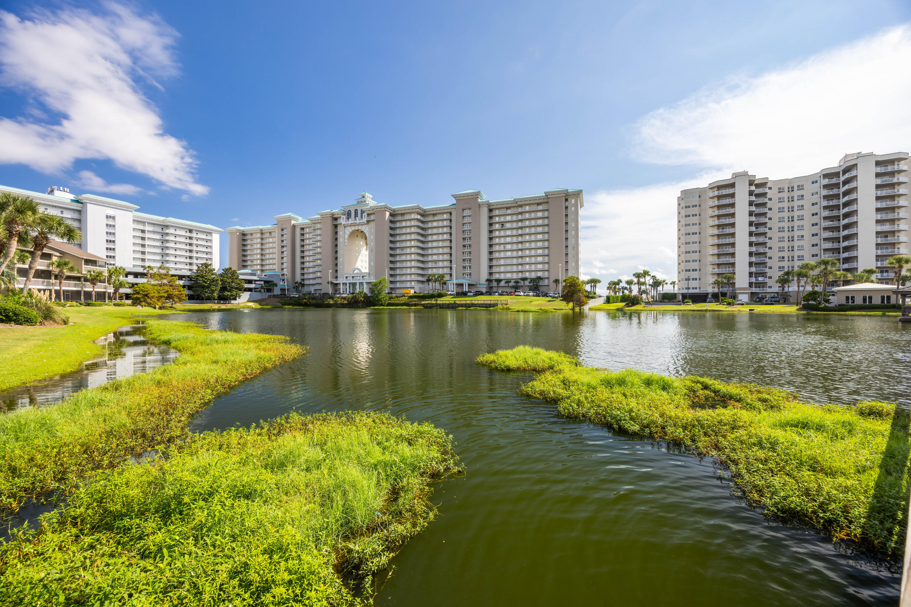 SEASCAPE CONDO PH 7 - Residential