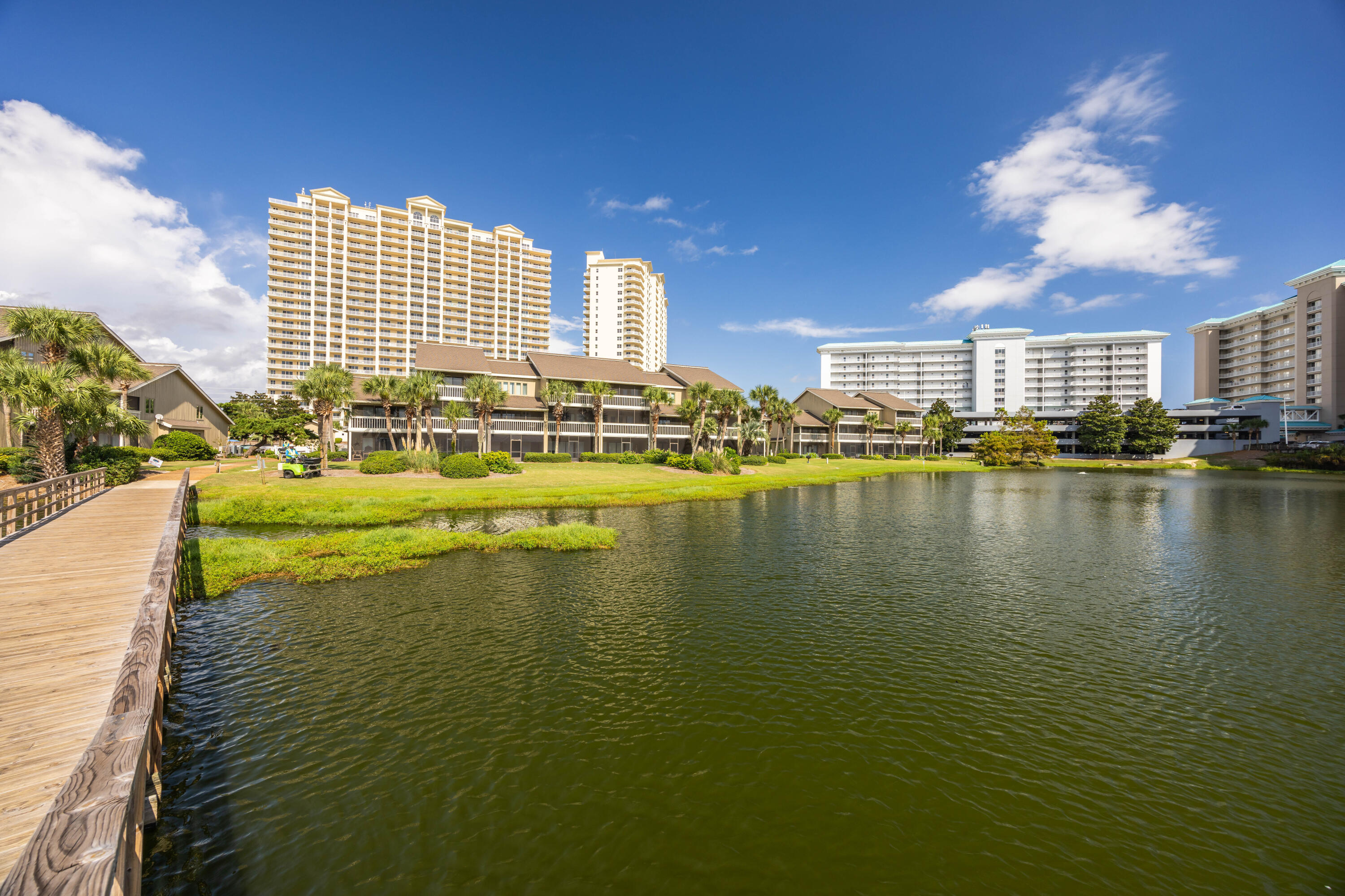 SEASCAPE CONDO PH 7 - Residential