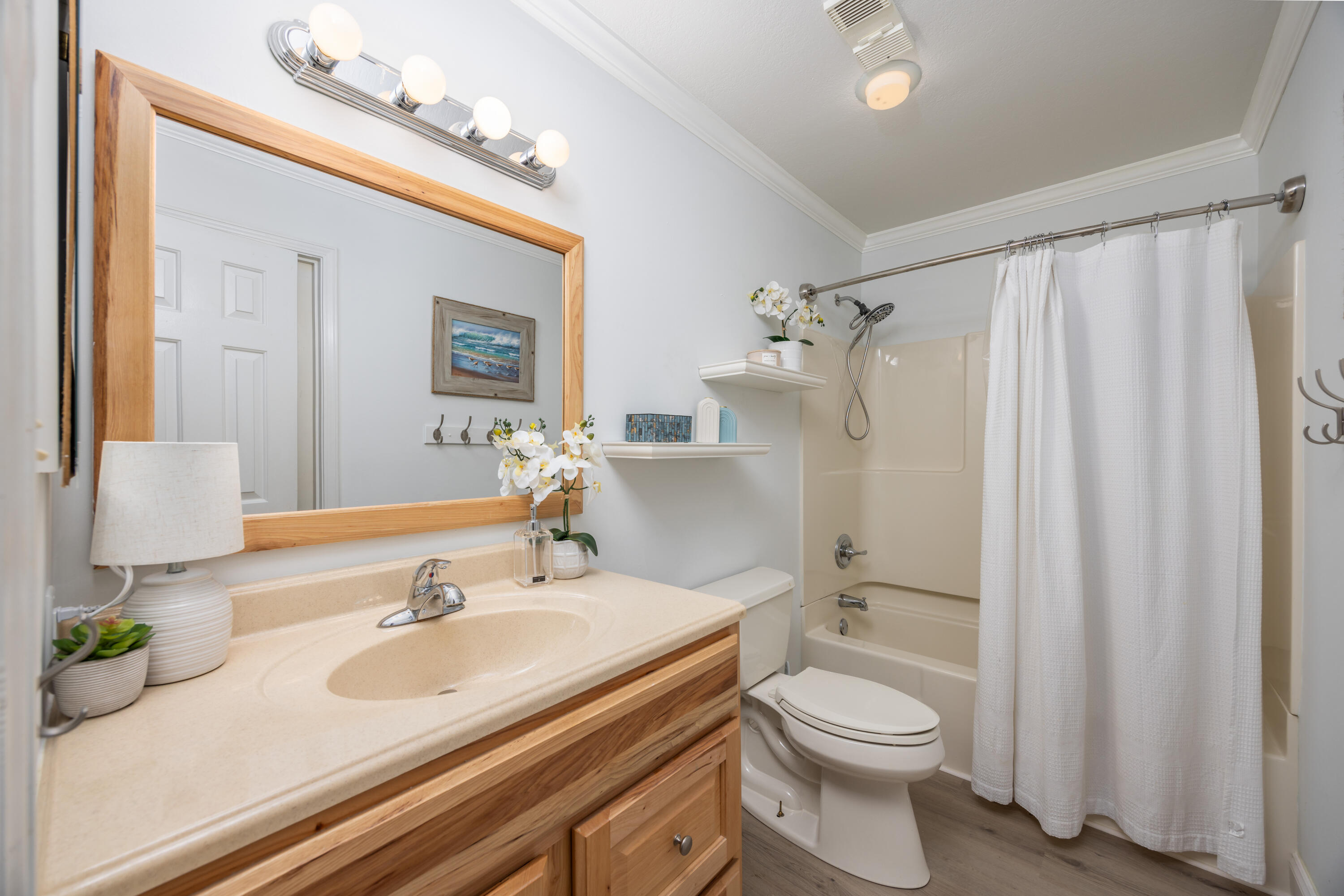 SEASCAPE CONDO PH 7 - Residential